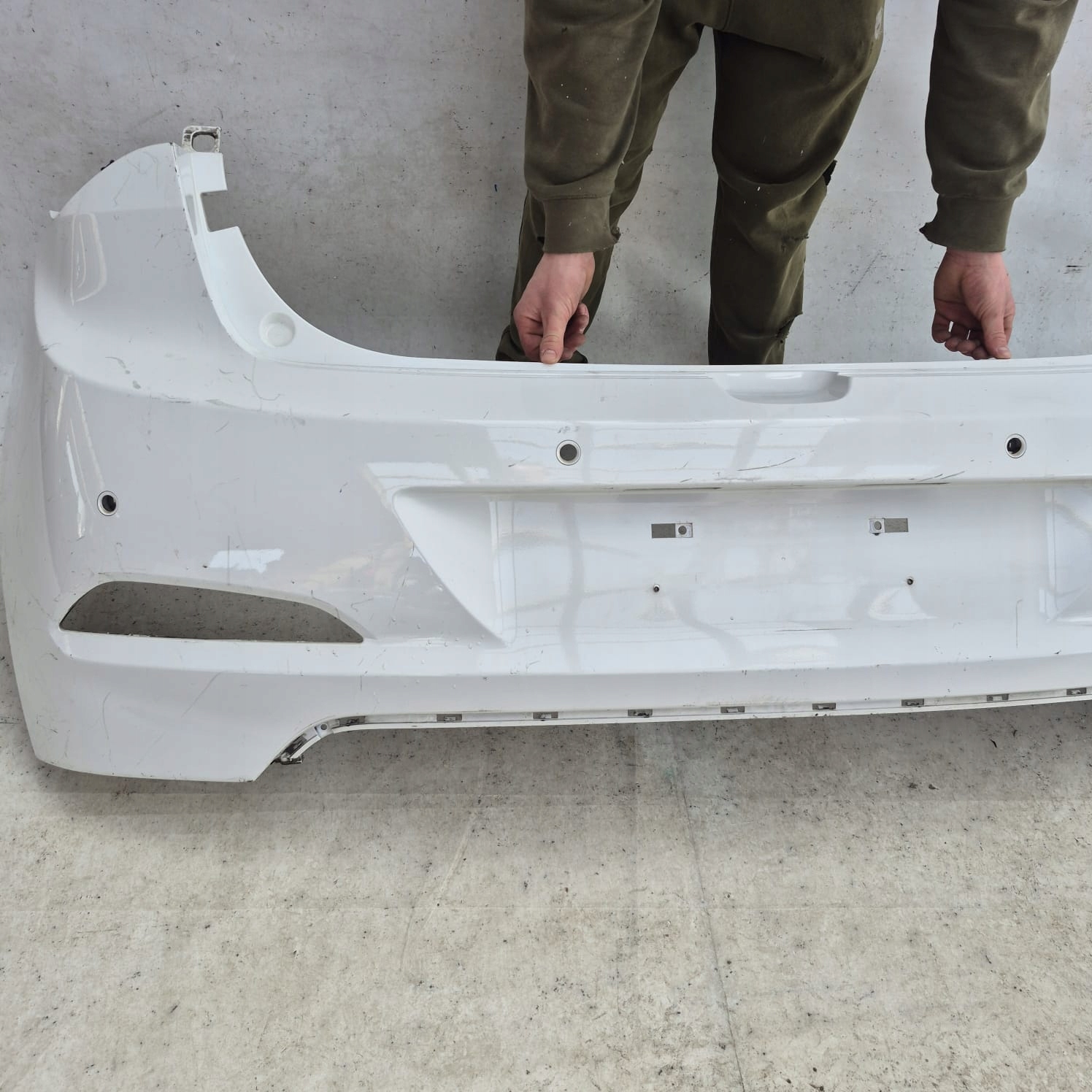 HYUNDAI I20 II 2 14-18 bumper rear part rear PDC