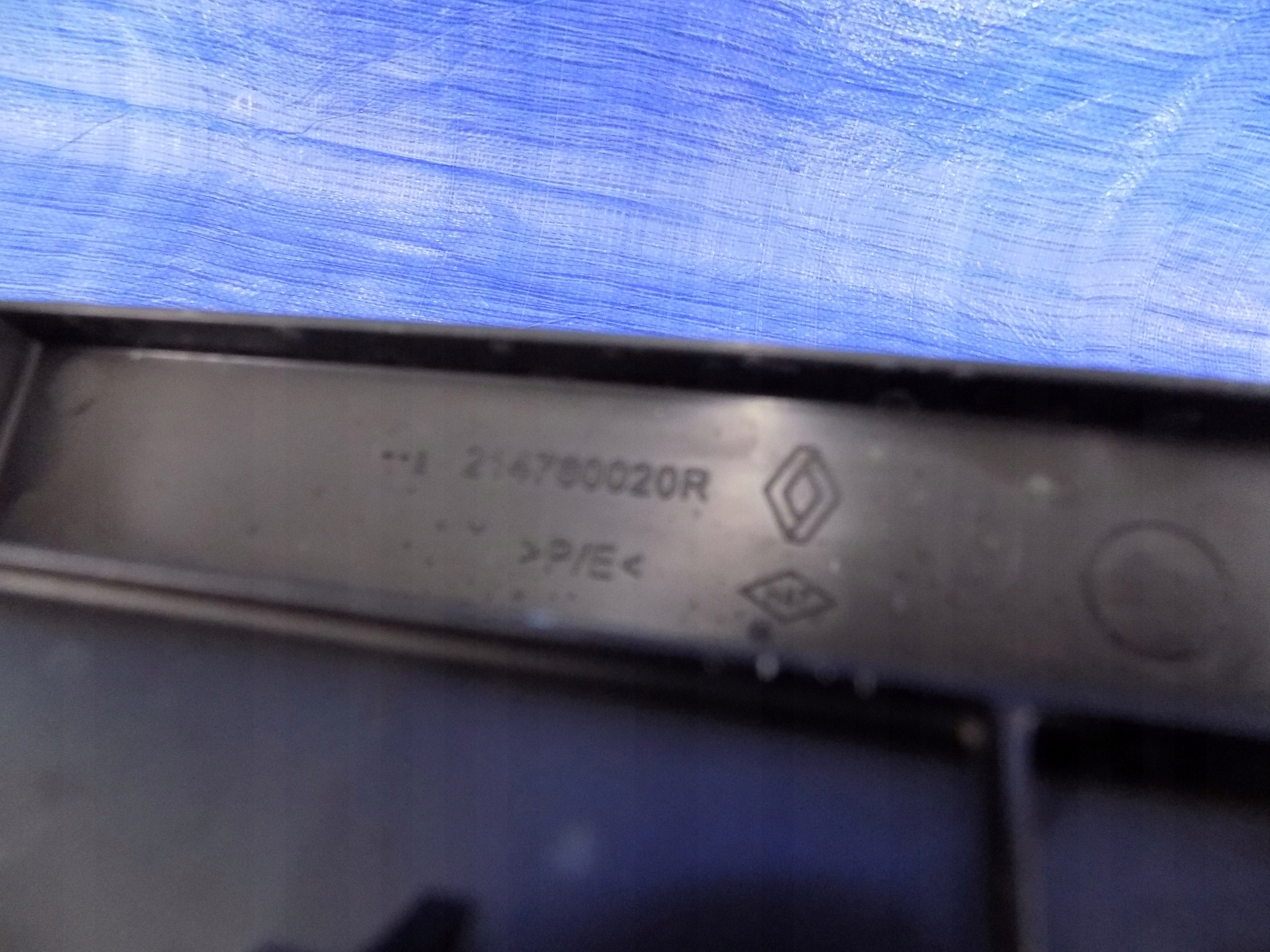 kryt chladiče stěny RENAULT MASTER III 2,3DCI
