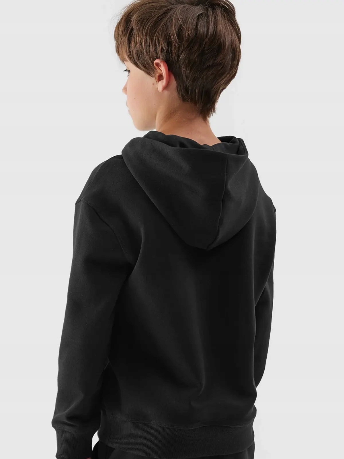 BLUZA CHŁOPIĘCA 4F DRESOWA Z KAPTUREM AW23M632 Kod producenta 4FJAW23TSWSM632-20S