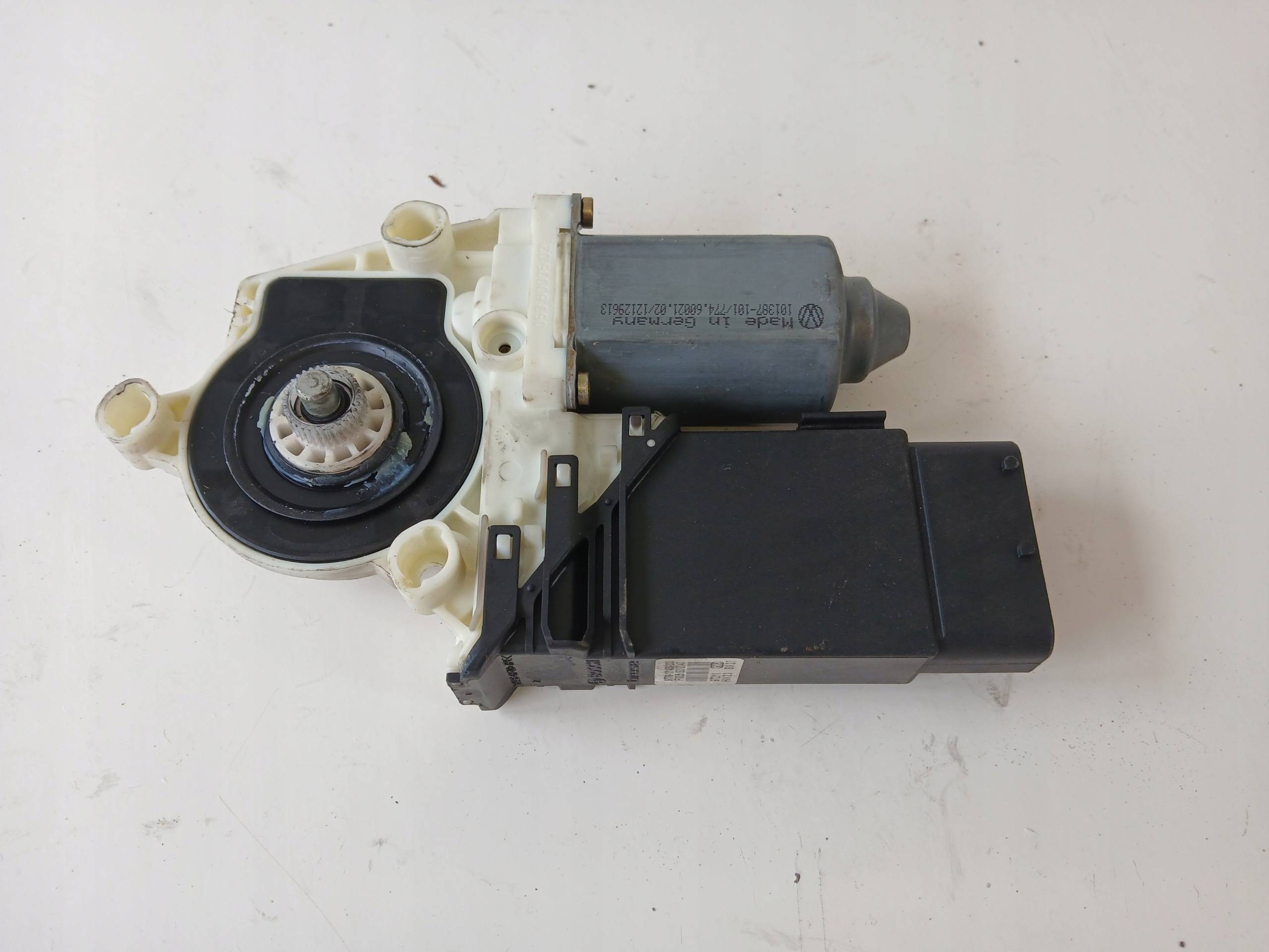 VW GOLF IV 3D mini motor windows left front 1J1959801C
