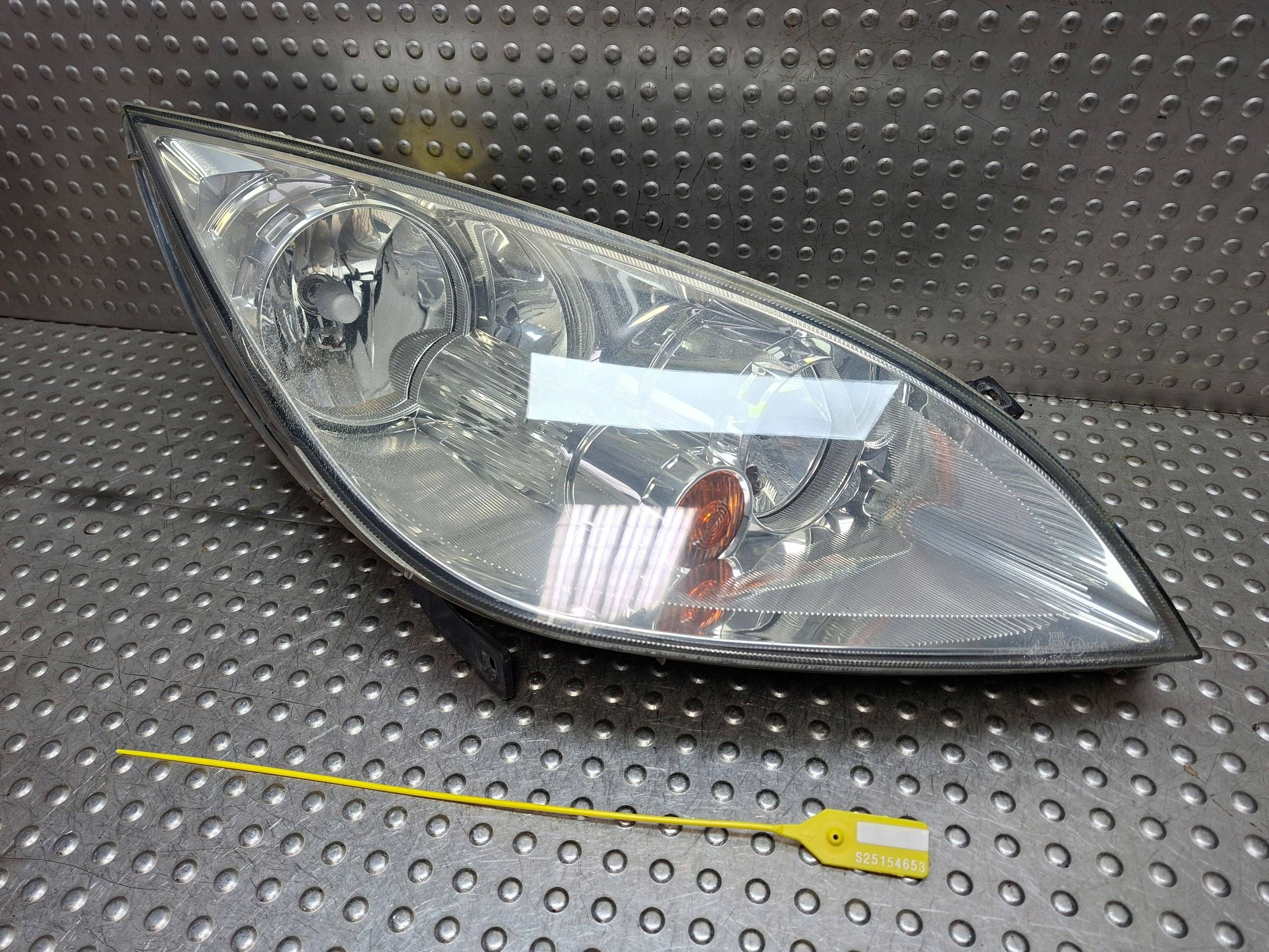 light front right MITSUBISHI COLT CZ 03-09 EU 0301208202