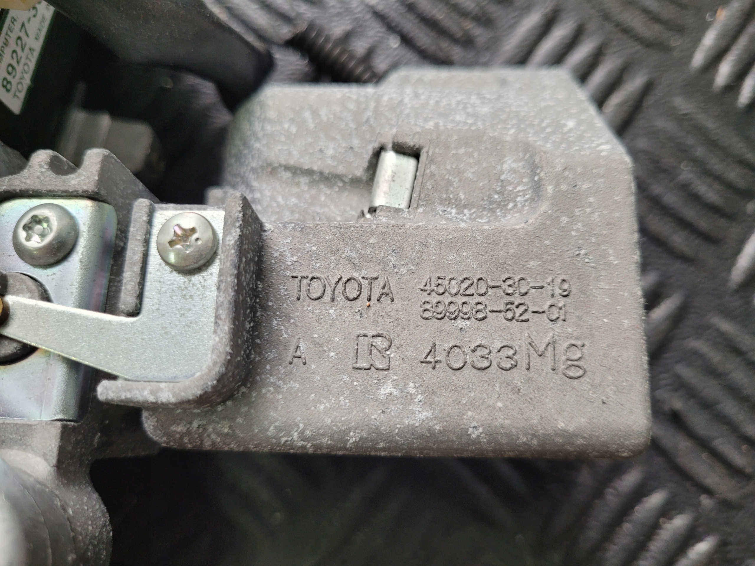 steering wheel rod blocking LEXUS GS III 300 430