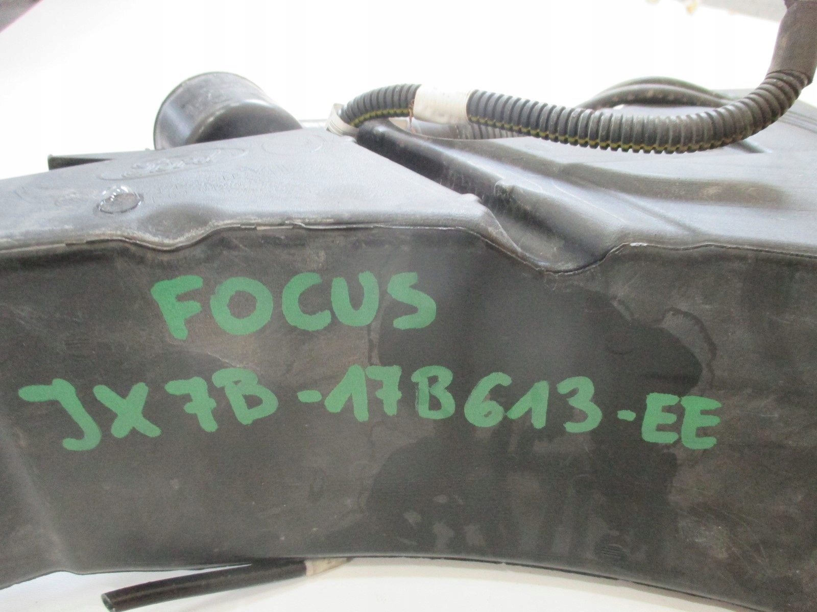 tank washers Ford Focus MK4 JX7B-17B613-EE