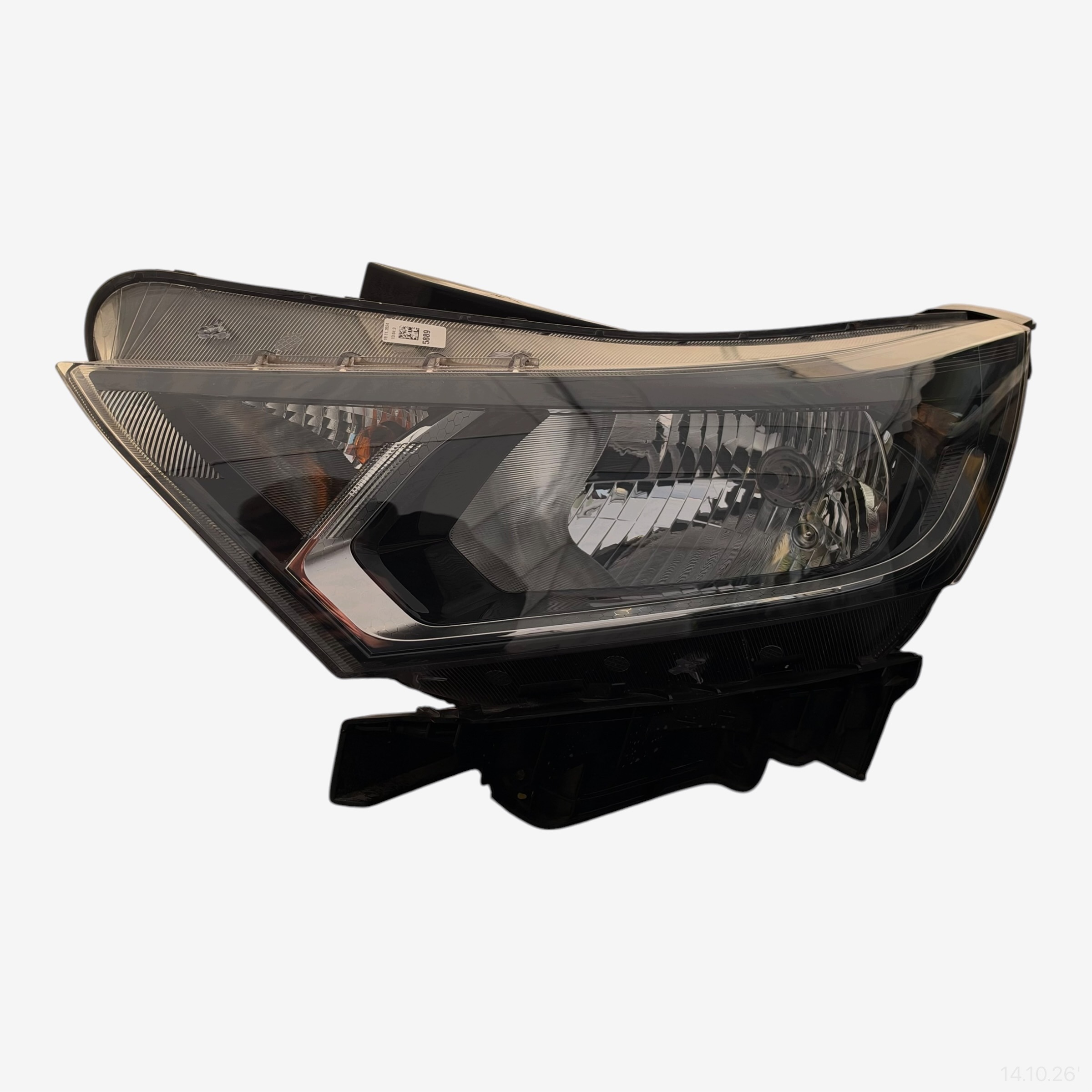 light front left HYUNDAI I20 III 2024 year 92101-Q0050