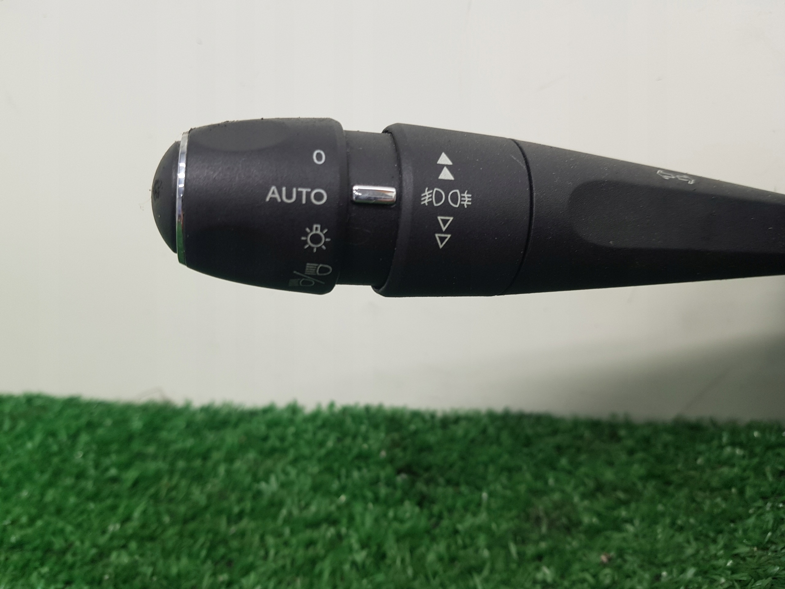 DEVIO LUCI TERGICRISTALLO TERGI CITROEN DS-5 98199448ZD