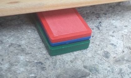 PODKŁADKI DYSTANSOWE DO MONTAŻU OKIEN 22/4 x100 Waga produktu z opakowaniem jednostkowym 6.5 kg