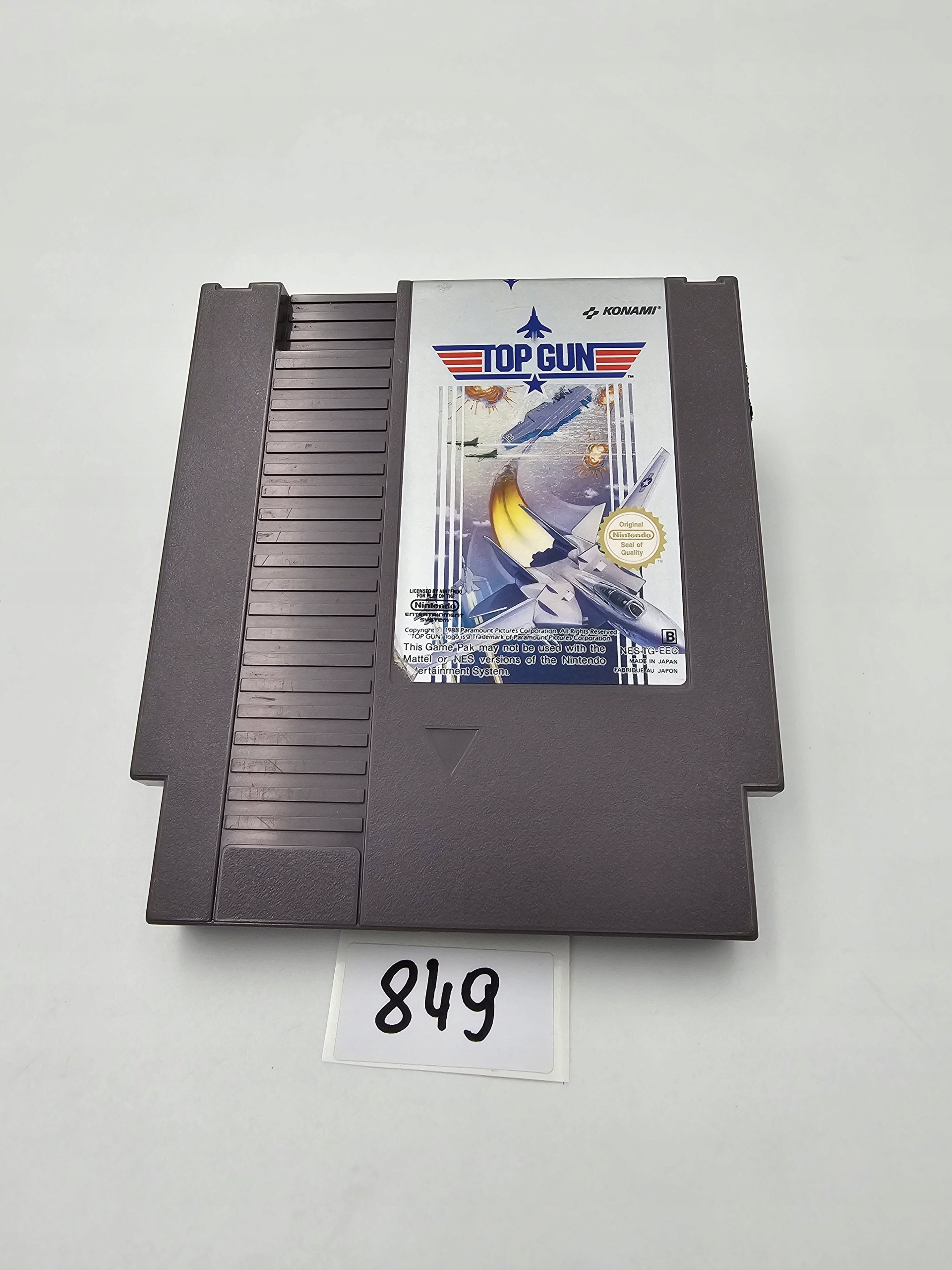 NINTENDO NES TOP GUN ORYGINAŁ Tematyka gry akcji