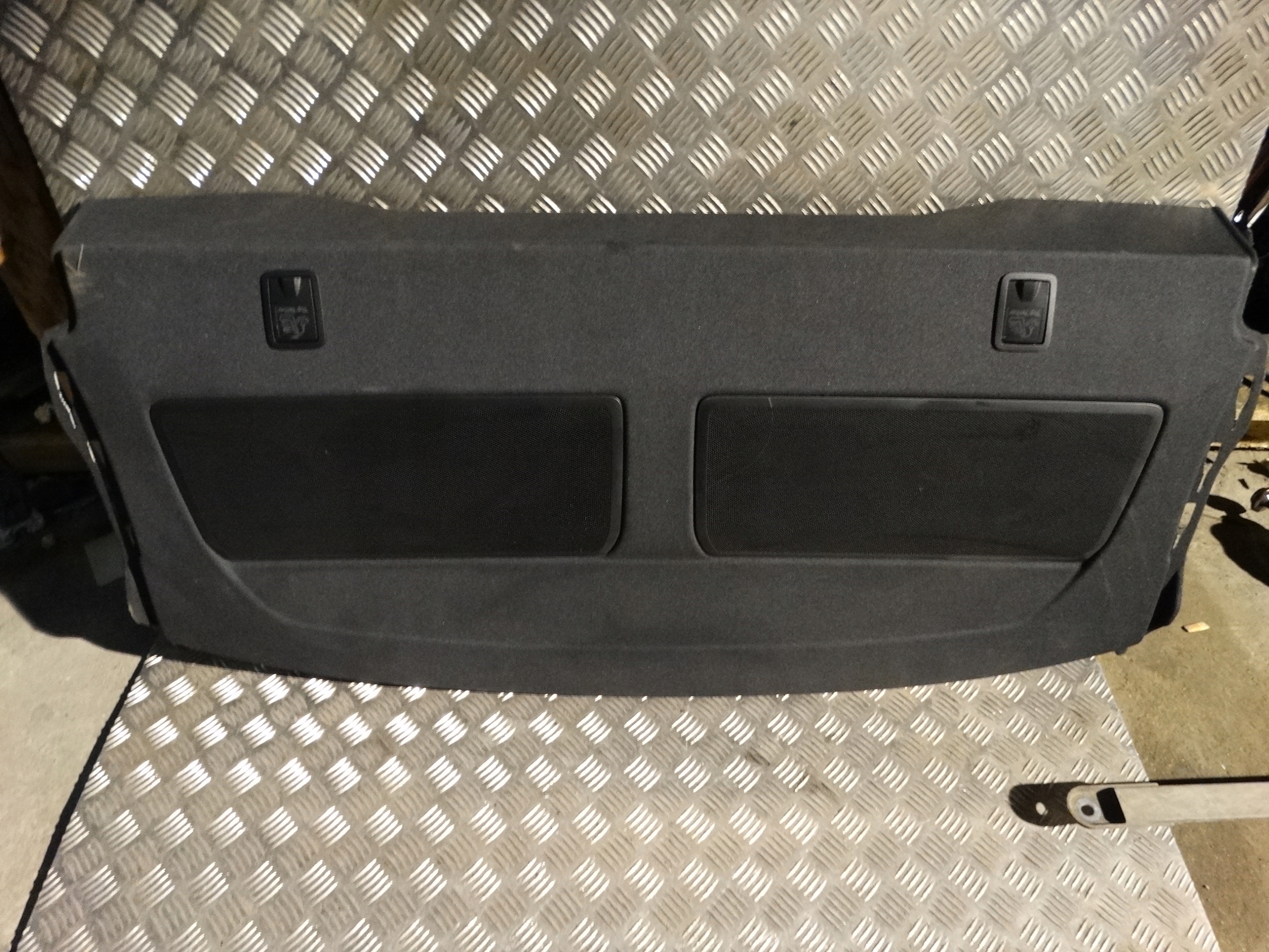 IDEALNA plato rear AUDI A6 C8 sedan 1