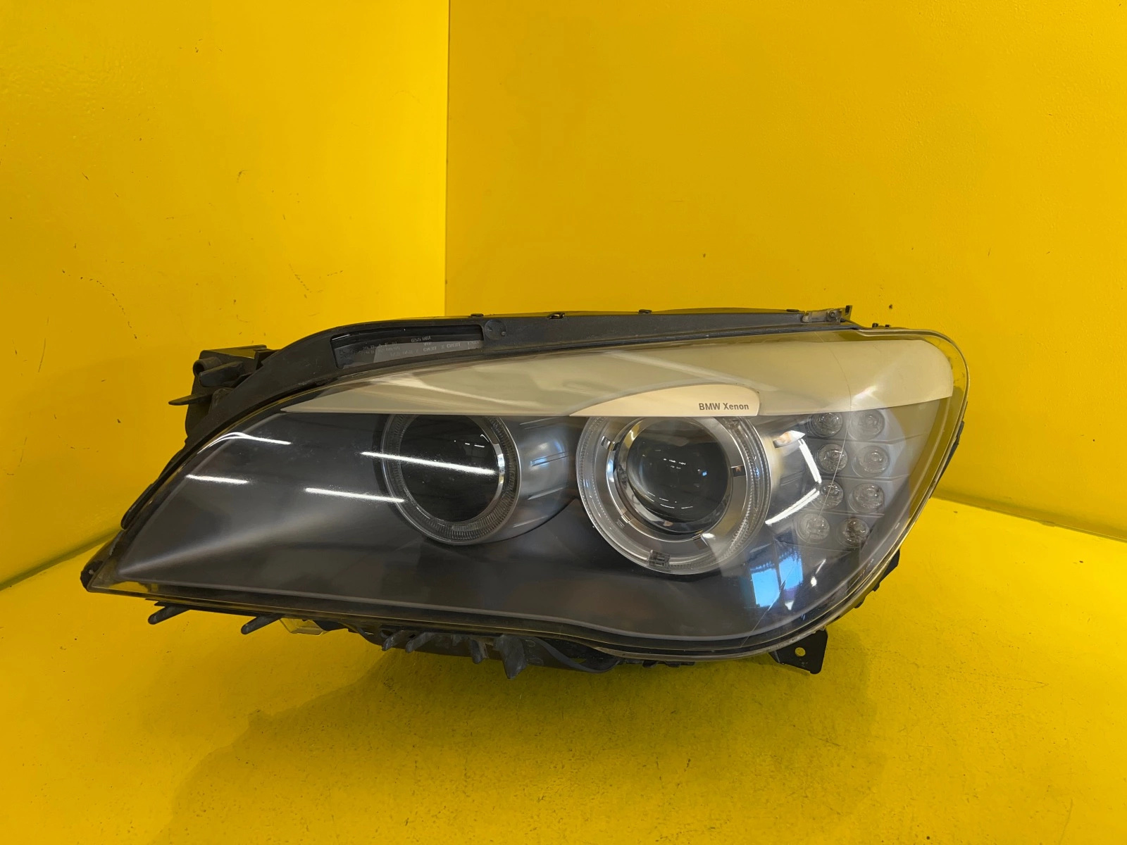 light left BMW 7 F01 LIFT BI XENON 7182137