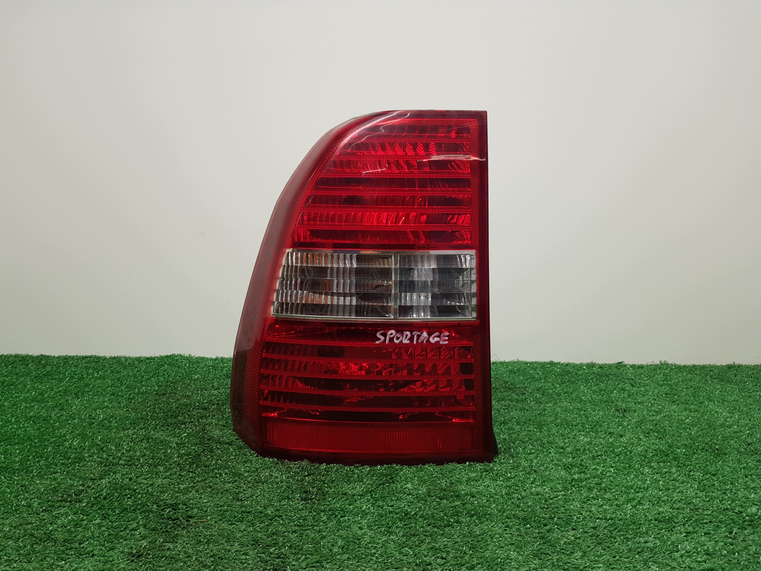 light left rear KIA SPORTAGE 2 2009 92401-1F0