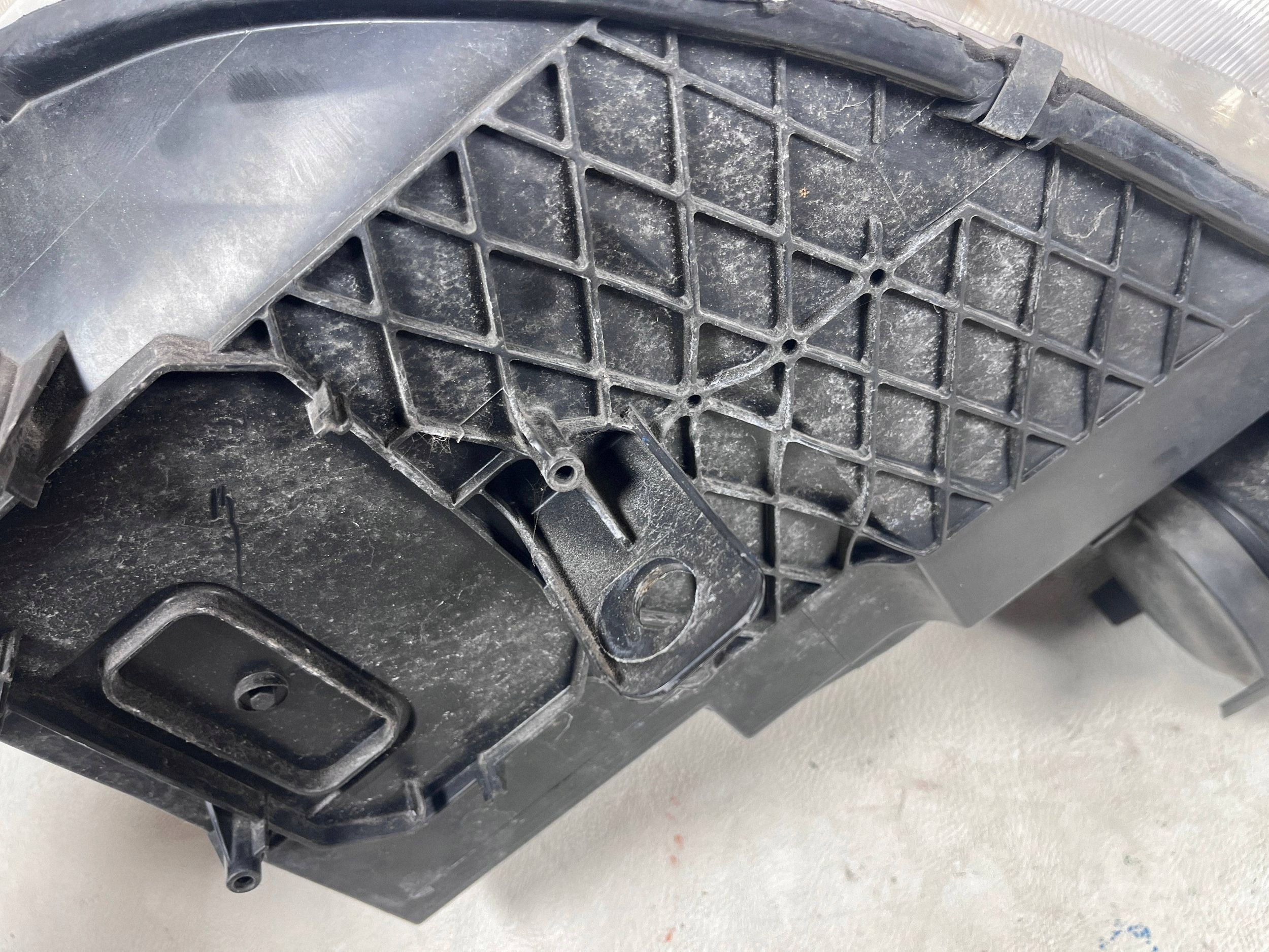 Skoda Yeti 09- light right front front
