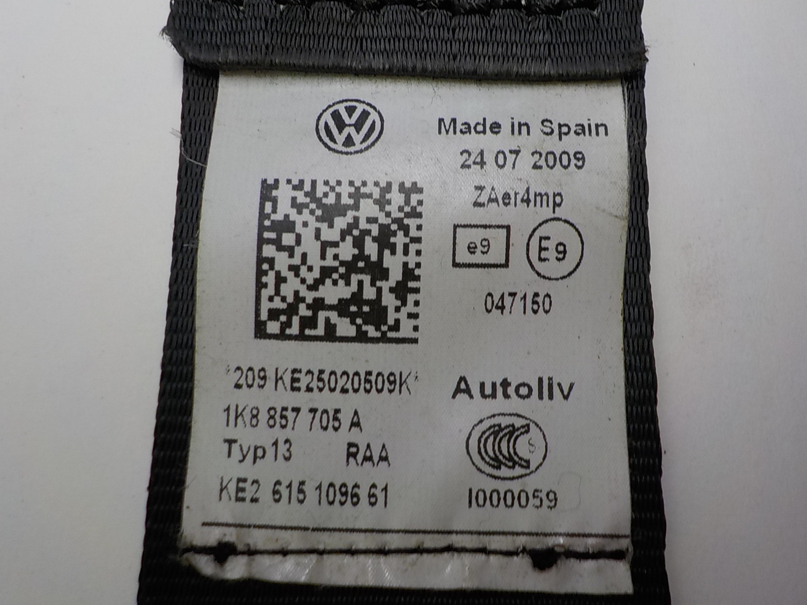 VW SIROCCO Gurten Sicherheits links 1K8857705A