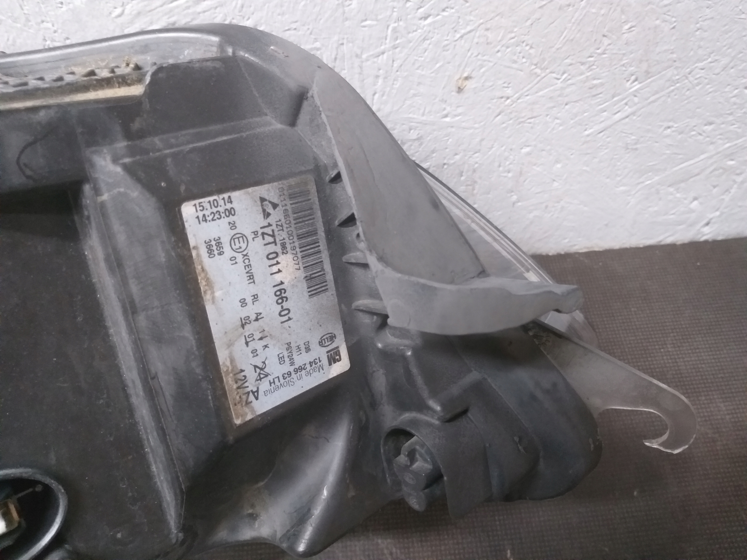 LIGHT FRONT LEFT OPEL INSIGNIA A LIFT XENON POSITIONING 13426663
