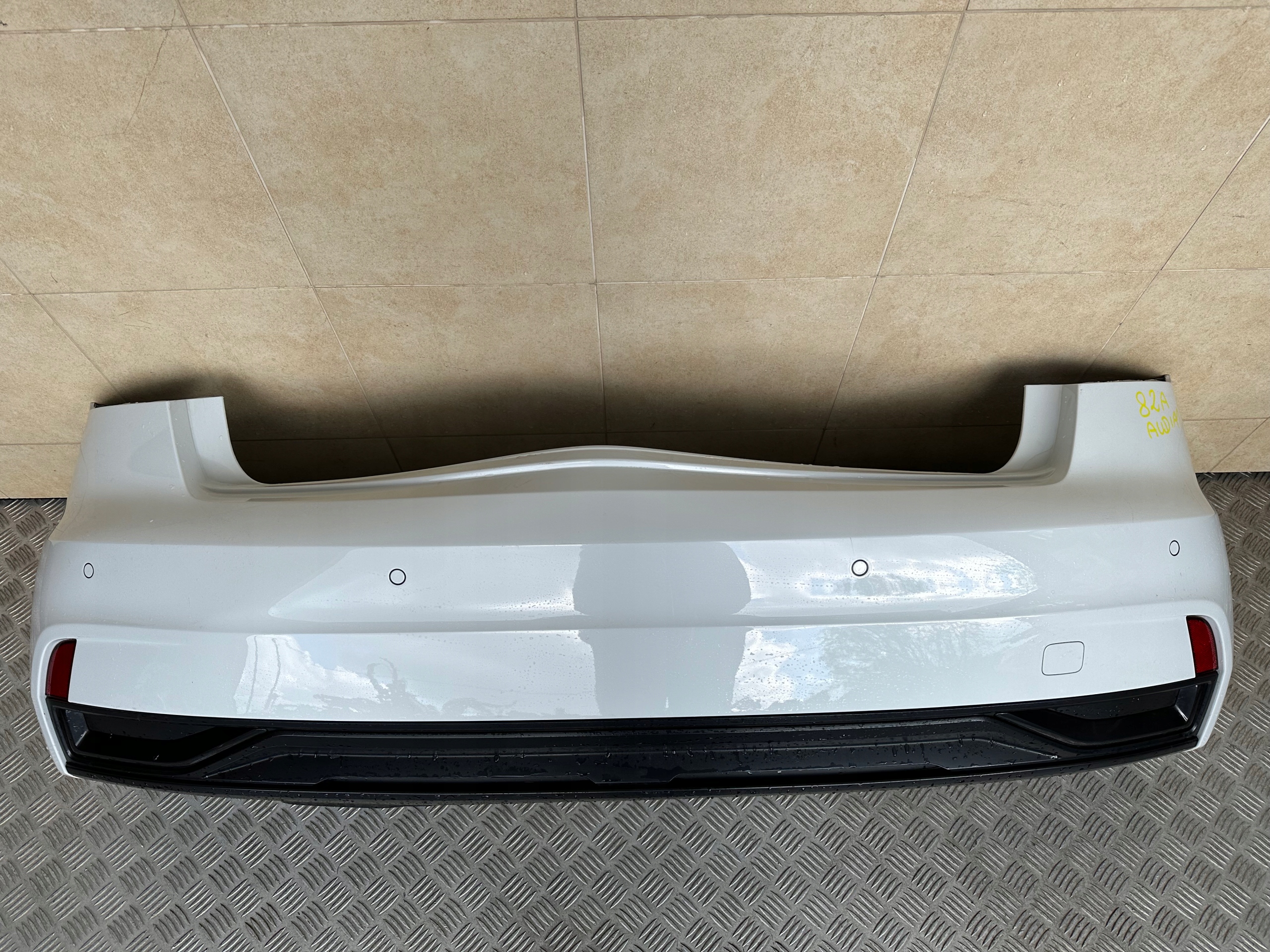 bumper rear AUDI A1 82A 2019 ROK 4 PDC
