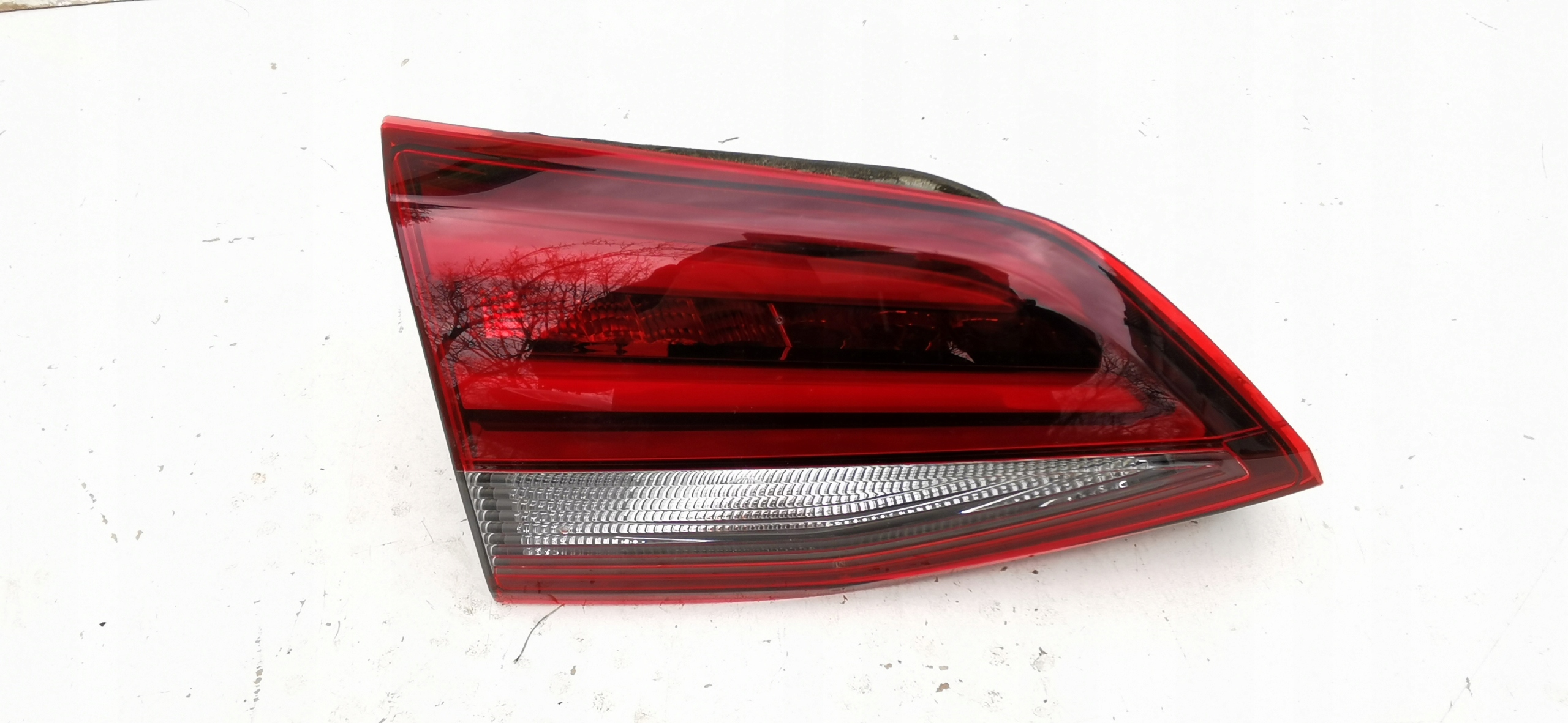 фонарь правый задний opel ASTRA K универсал oe 39077382