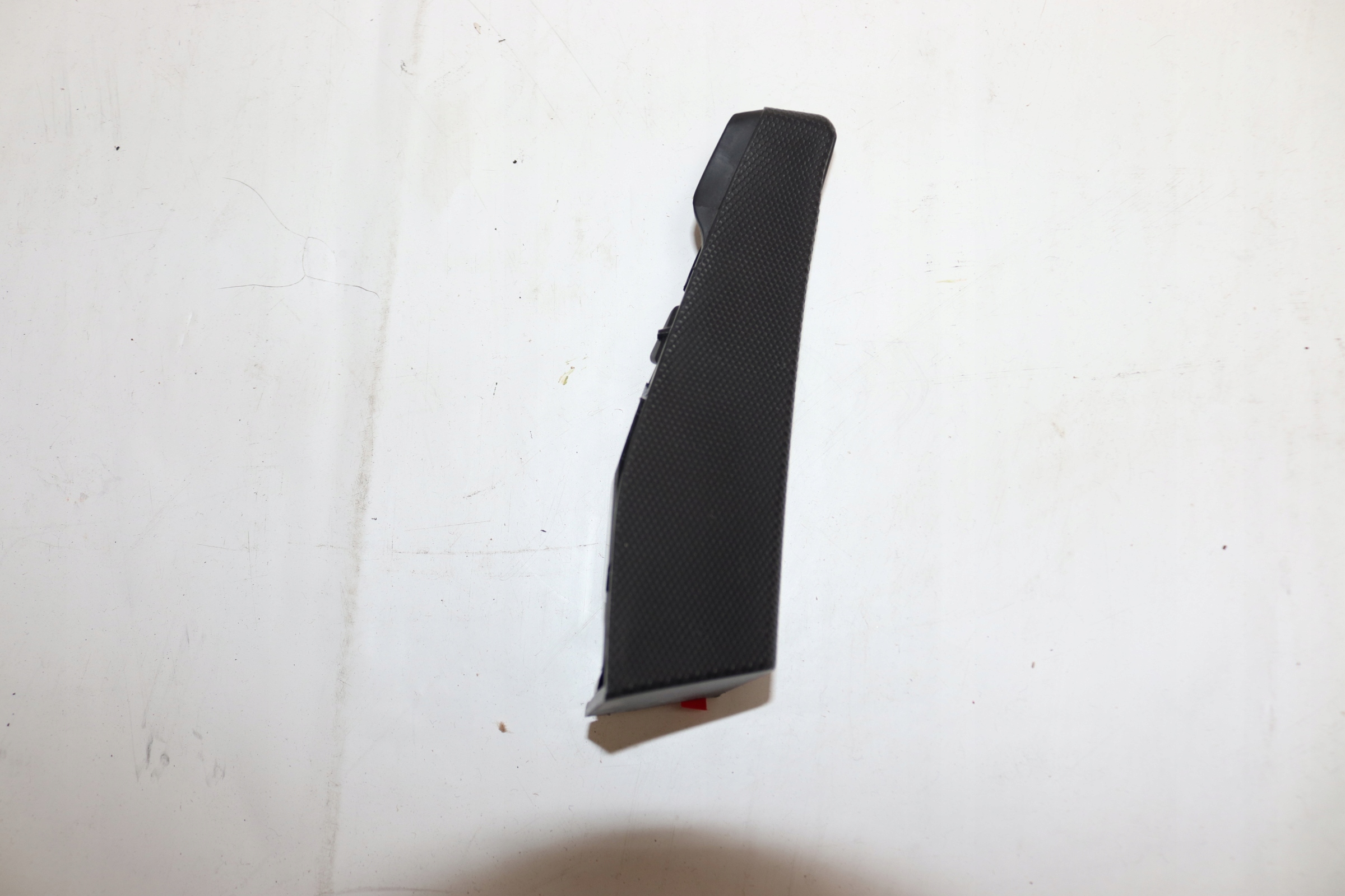 

Opel Meriva B Listek Podszybia Wypraska Słupka Lew