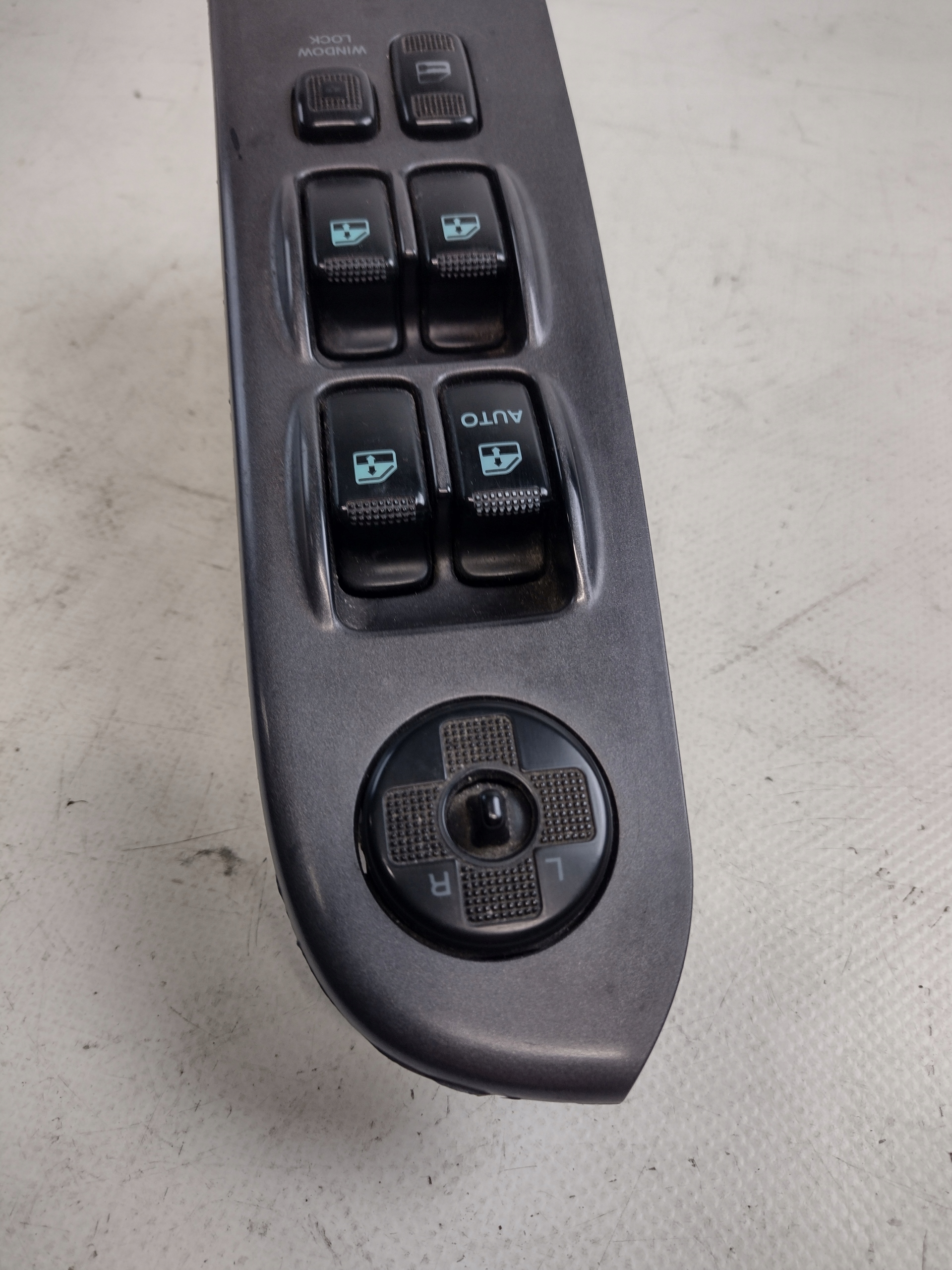 control panel szybami, lusterkami Hyundai Trajet OE 621W02250