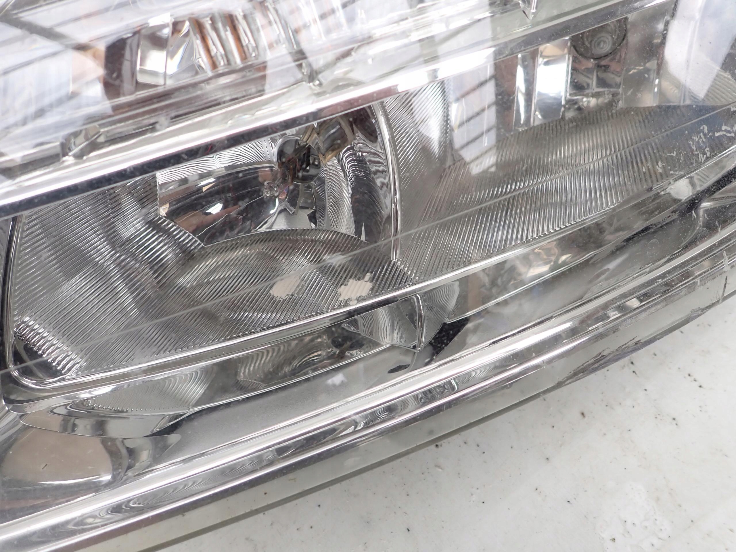 OPEL INSIGNIA A 08-13 light front front left