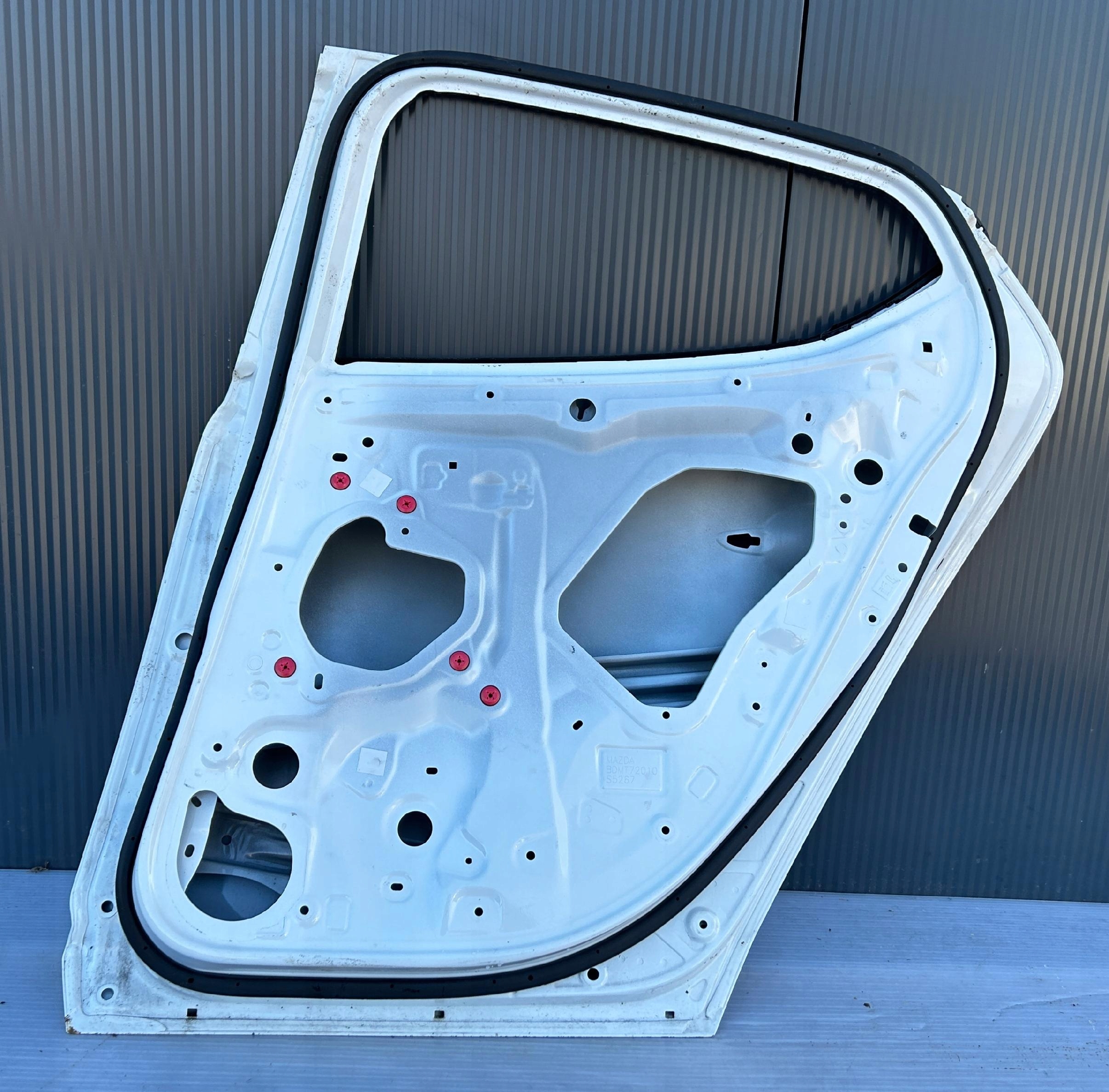 Tür rechts heck hinten MAZDA 3 BP HB