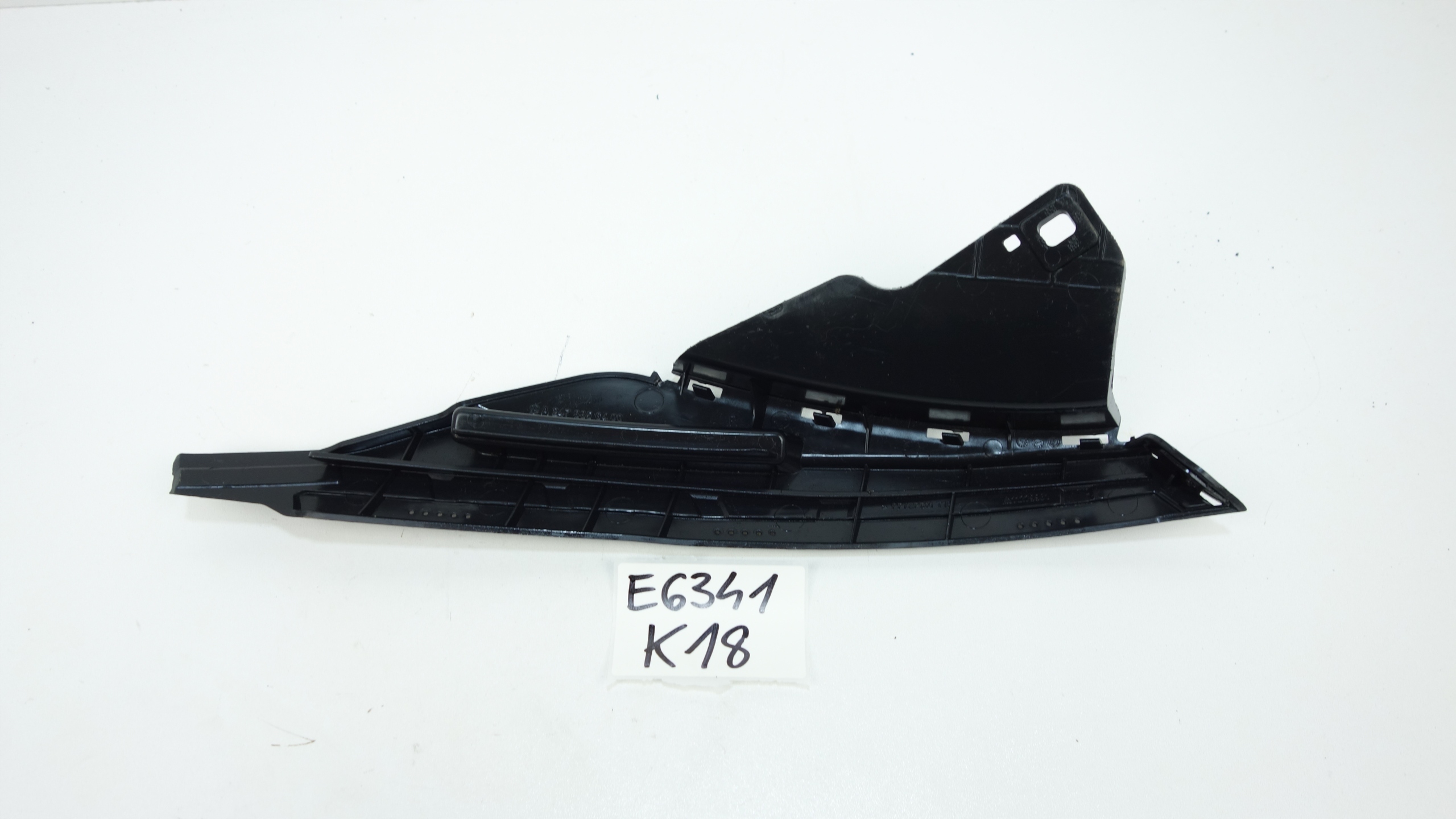 bumper bracket right front MERCEDES B KLASA W247 A2478856400