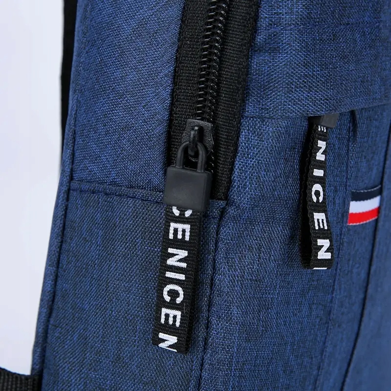 MĘSKA SASZETKA TOREBKA NERKA NA RAMIĘ SPORTOWA TORBA MIEJSKA Kolor dominujący odcienie niebieskiego