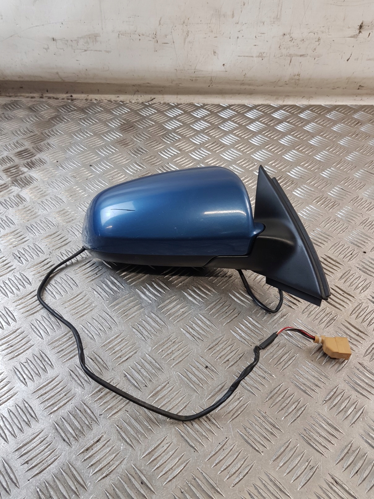 mirror right 5 PIN AUDI A4 B6 02R- EUROPA K: LZ5W