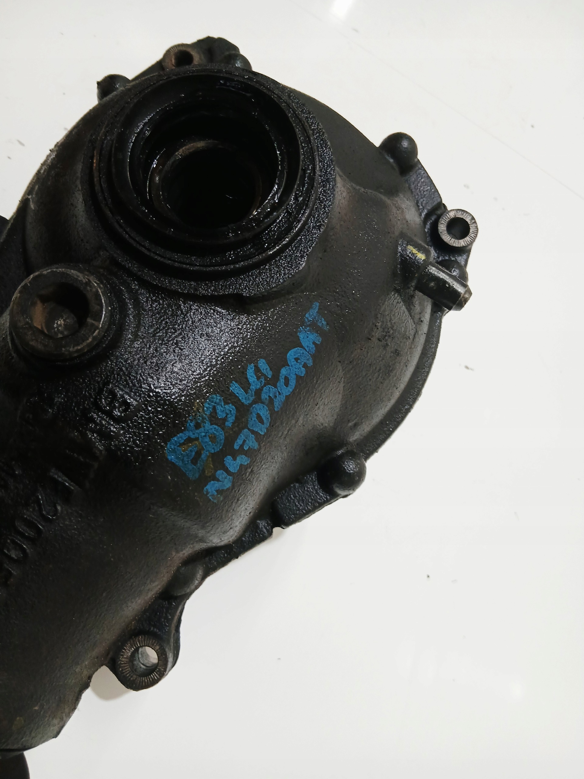 diff differential differential BMW X3 E83 LCI N47D20A AT (0005855)