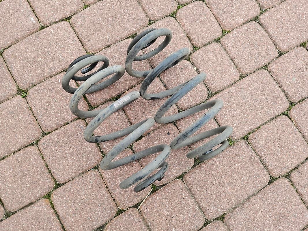 spring rear part rear HB Hatchback Opel Insignia ozn. CB