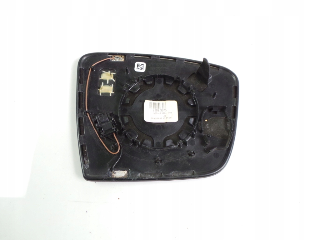 673005744 - Mirror insert LEFT Maserati Levante