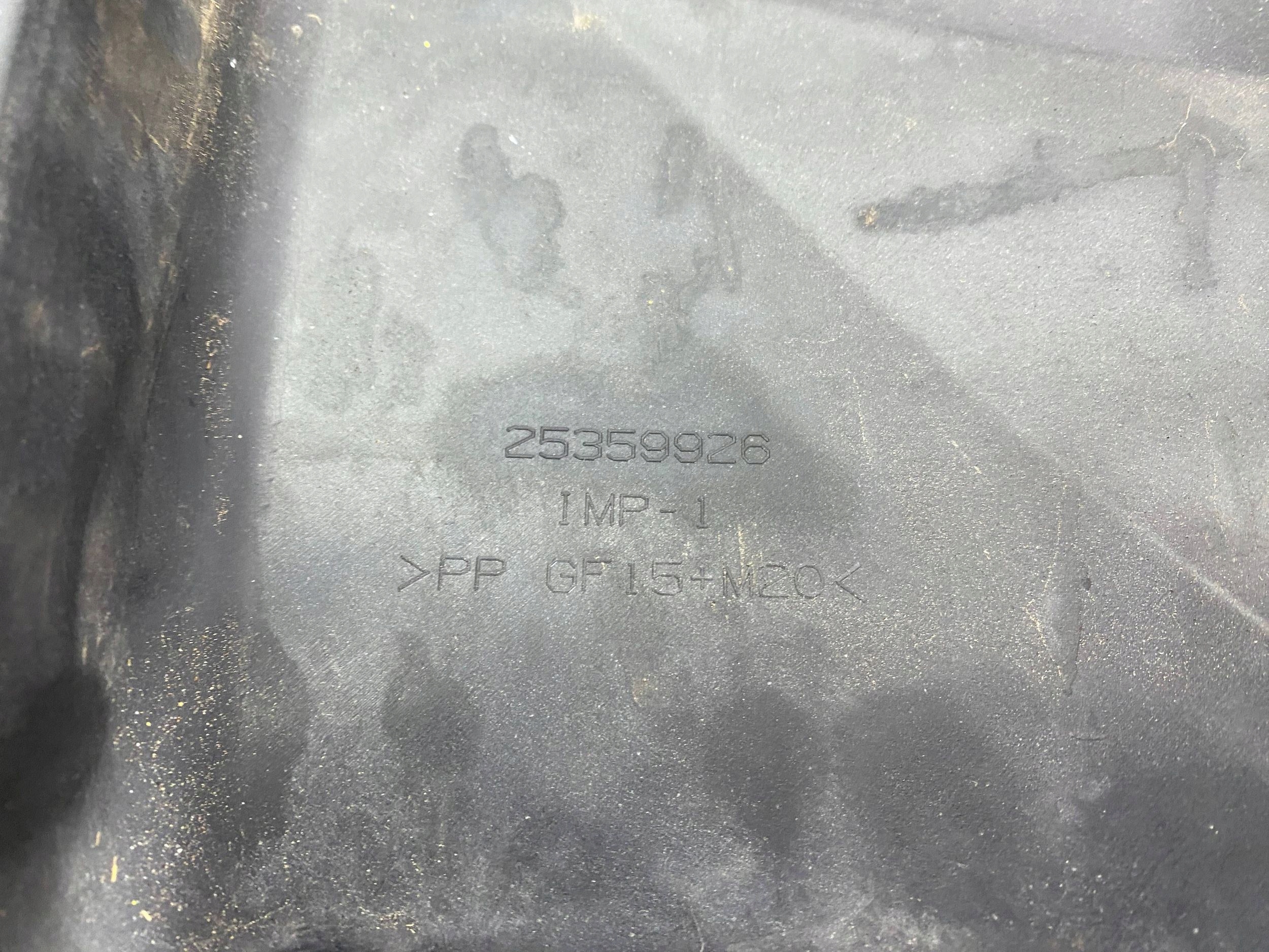 Gehäuse filter luft Chevrolet Corvette C6 2005