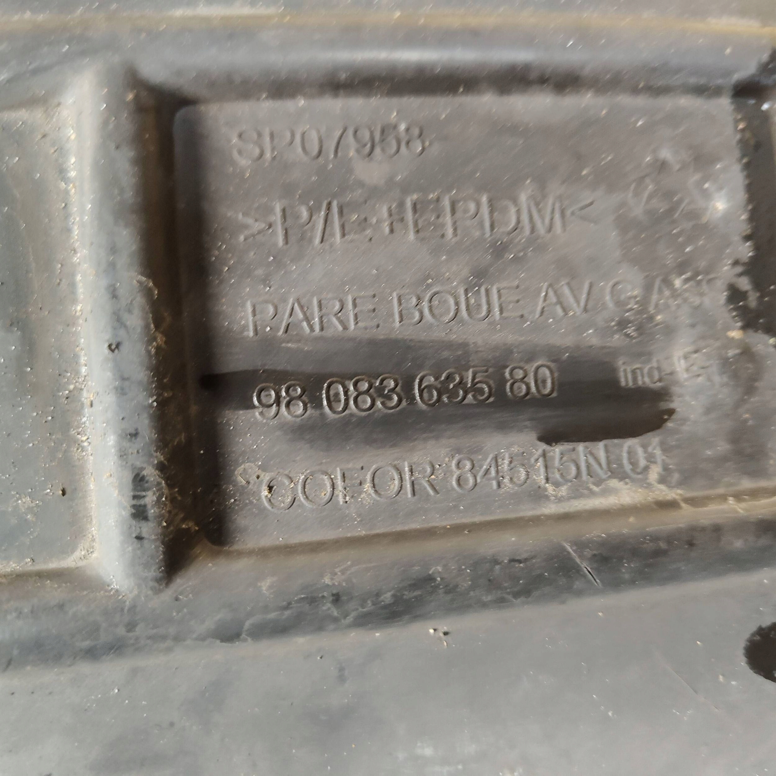 mudguard front front side left Citroen Jumpy 9808363580
