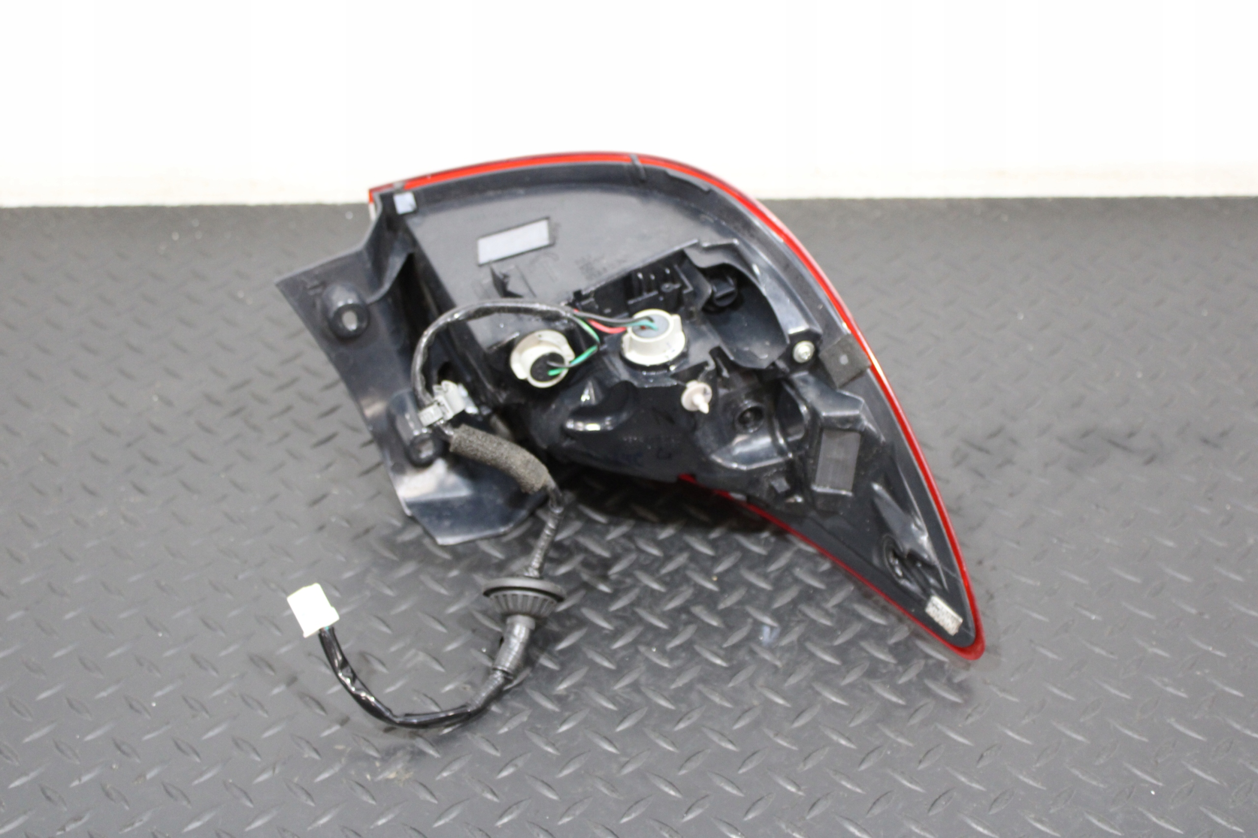 light right rear part MAZDA 2 DJ LIFT D43N-51150