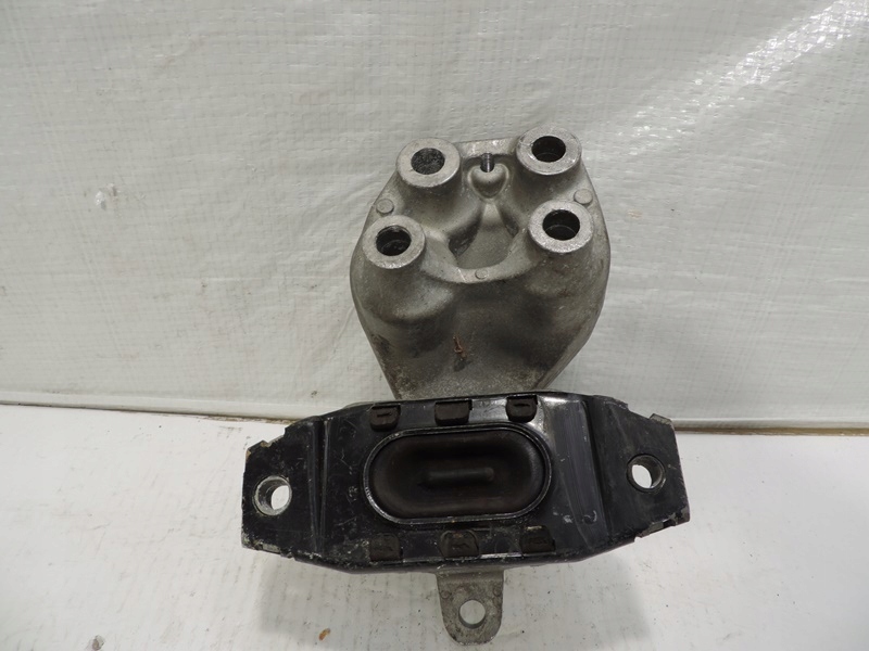 Opel Mokka 1.7 Cdti Poduszki skrzyni biegów 95128776 Numer katalogowy części 95128776