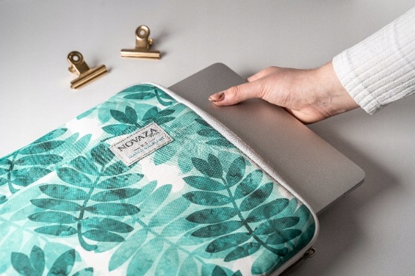 Torba Na Ramię Etui SLIM na laptopy 15 15,6'' Marka Novaza Tech