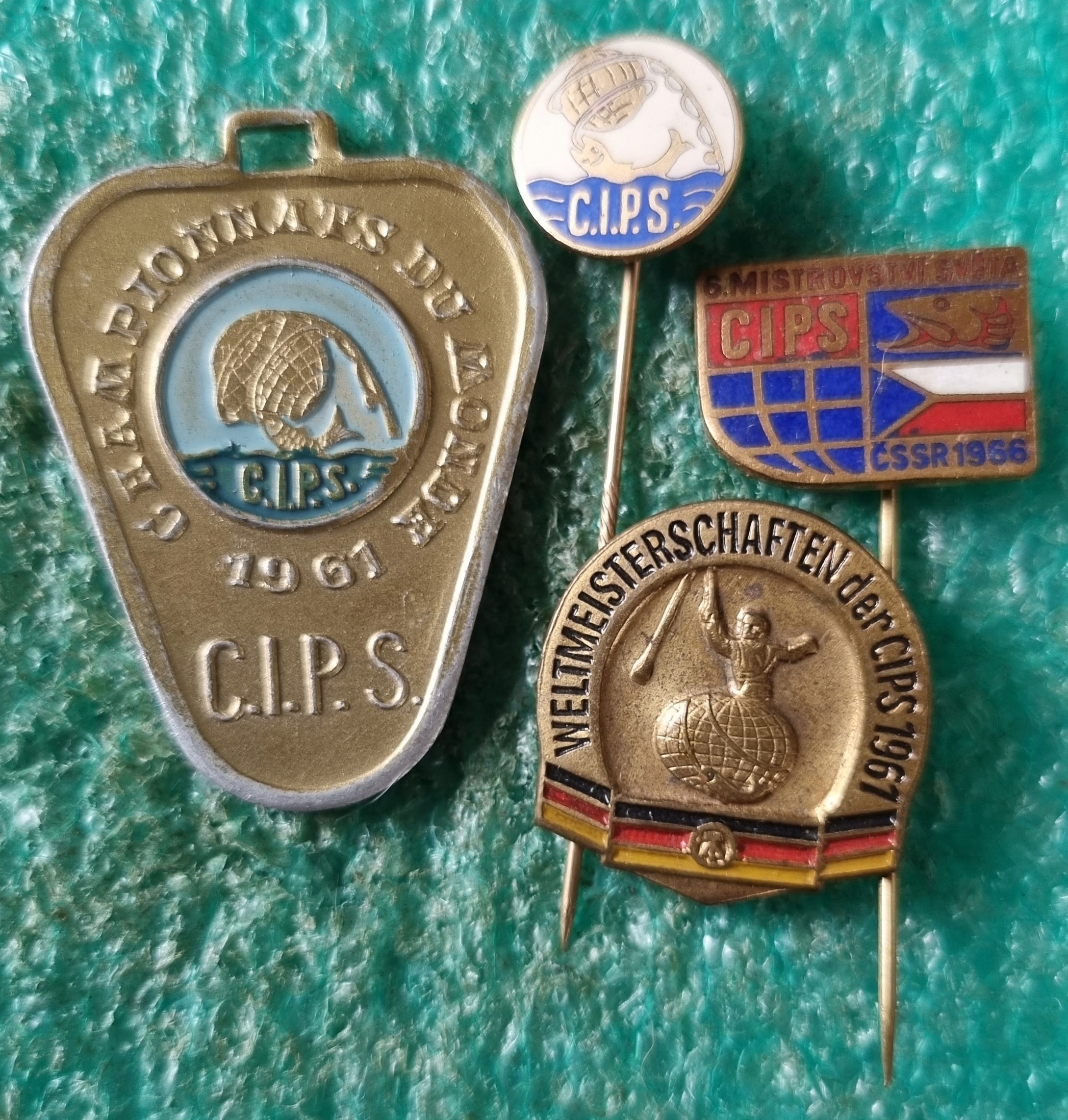 4XODZNAKA MISTRZOSTWA ŚWIATA W WĘDKARSTWIE KOMPLET