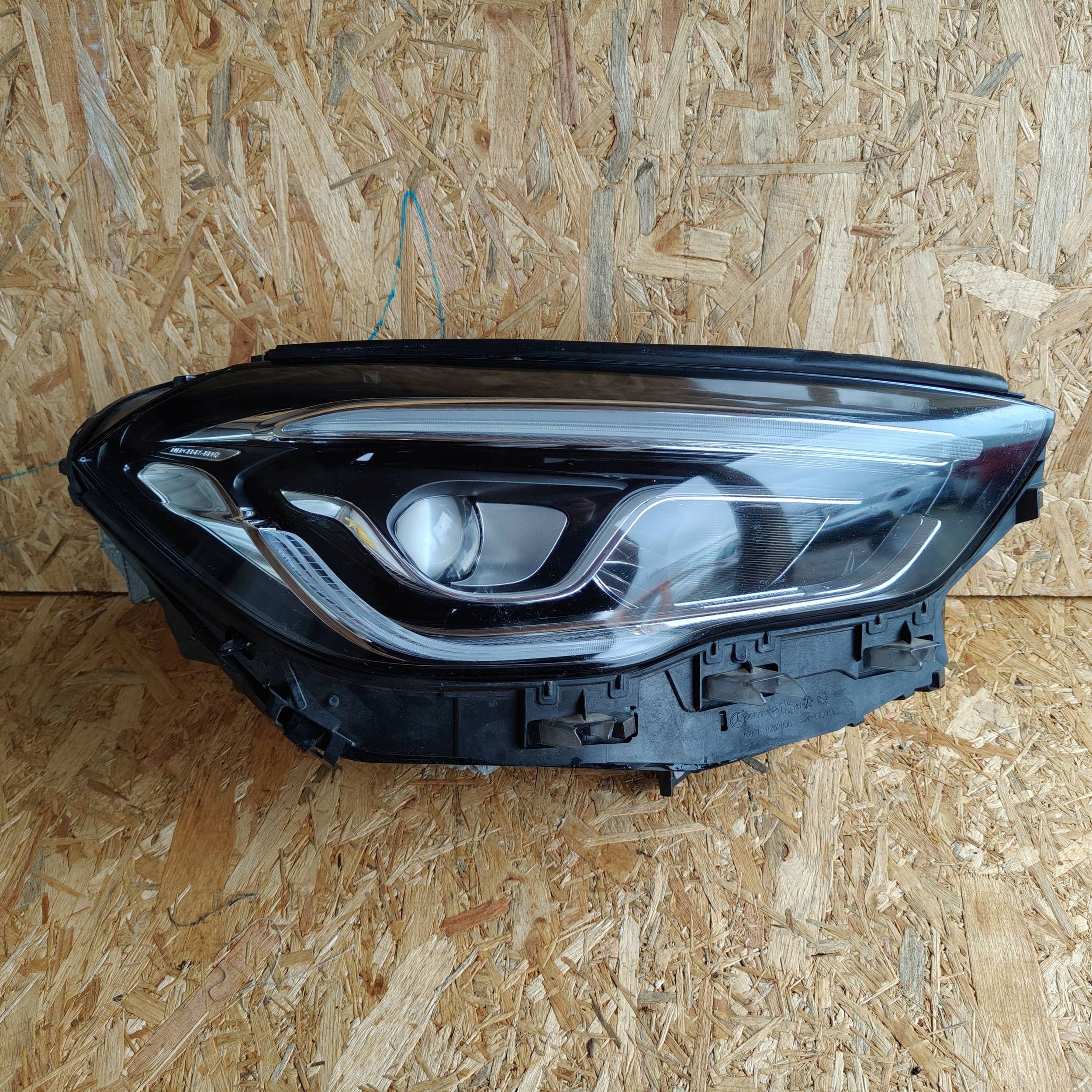 Reflektor front side right Mercedes-Benz GLA H247 A2479066400