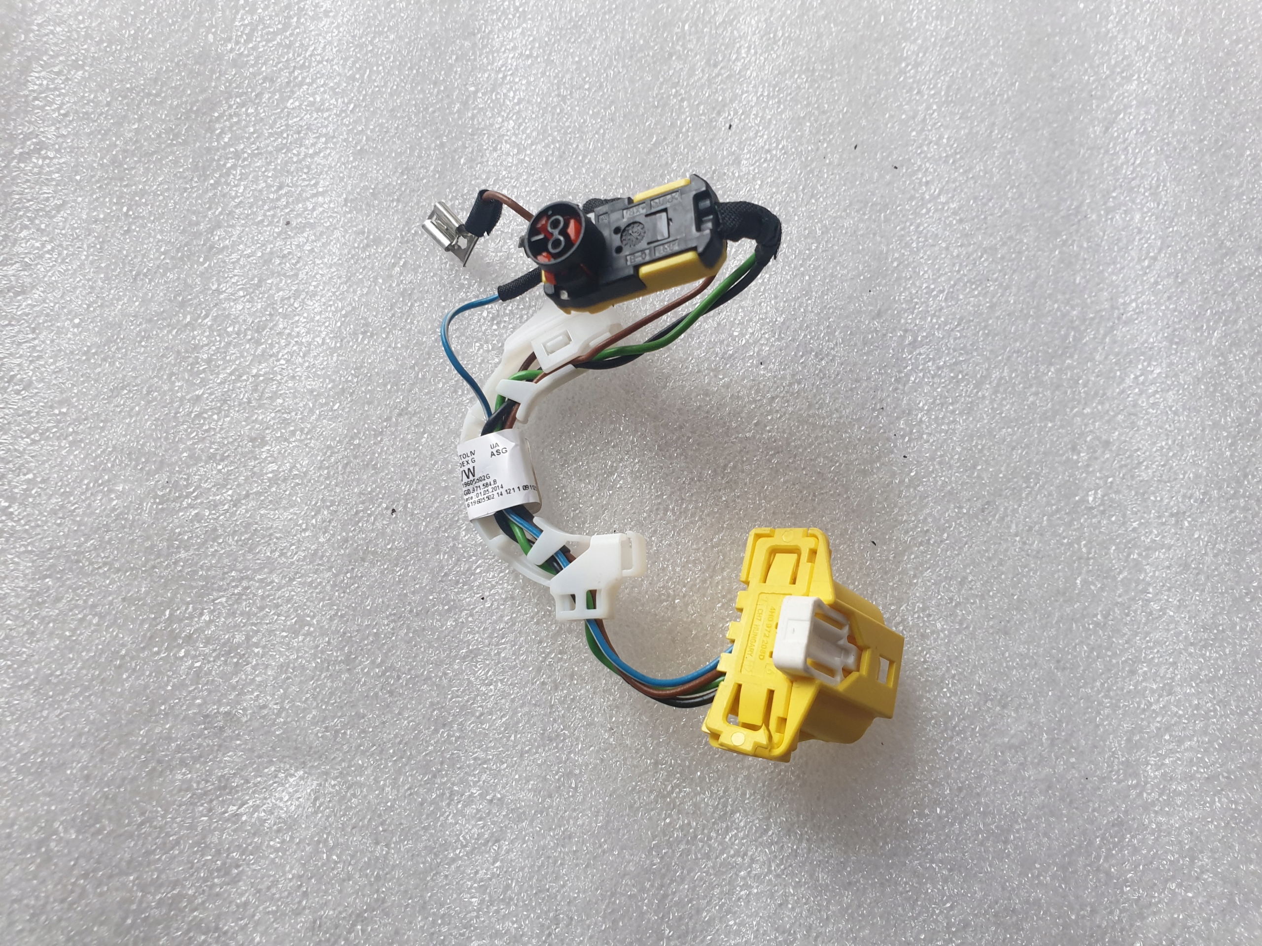 ЖГУТ ПРОВОДОВ РУЛЕВОГО КОЛЕСА ПОДУШКИ БЕЗОПАСНОСТИ VW GOLF VII 5G0971584B