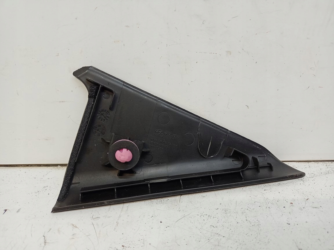 KIA VENGA TROJKAT cap cover door rear part left right 2009