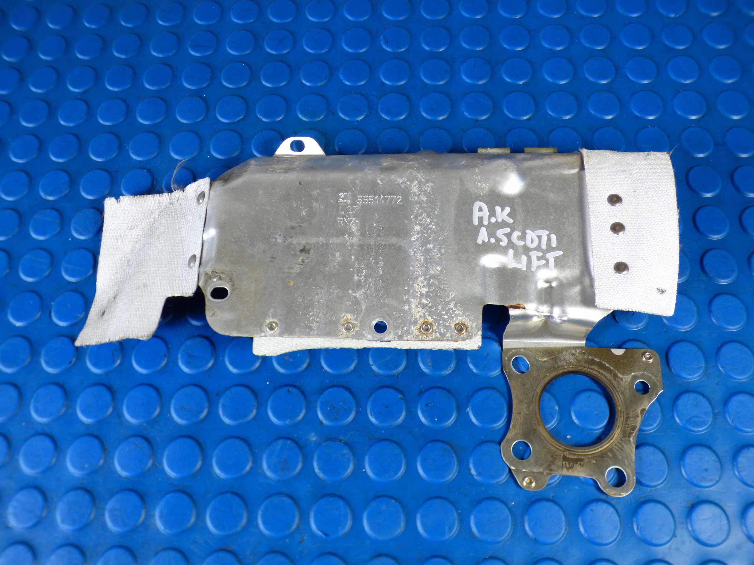 Blende Abdeckung termiczna OPEL ASTRA K V 1.5CDTI CRDI LIFT