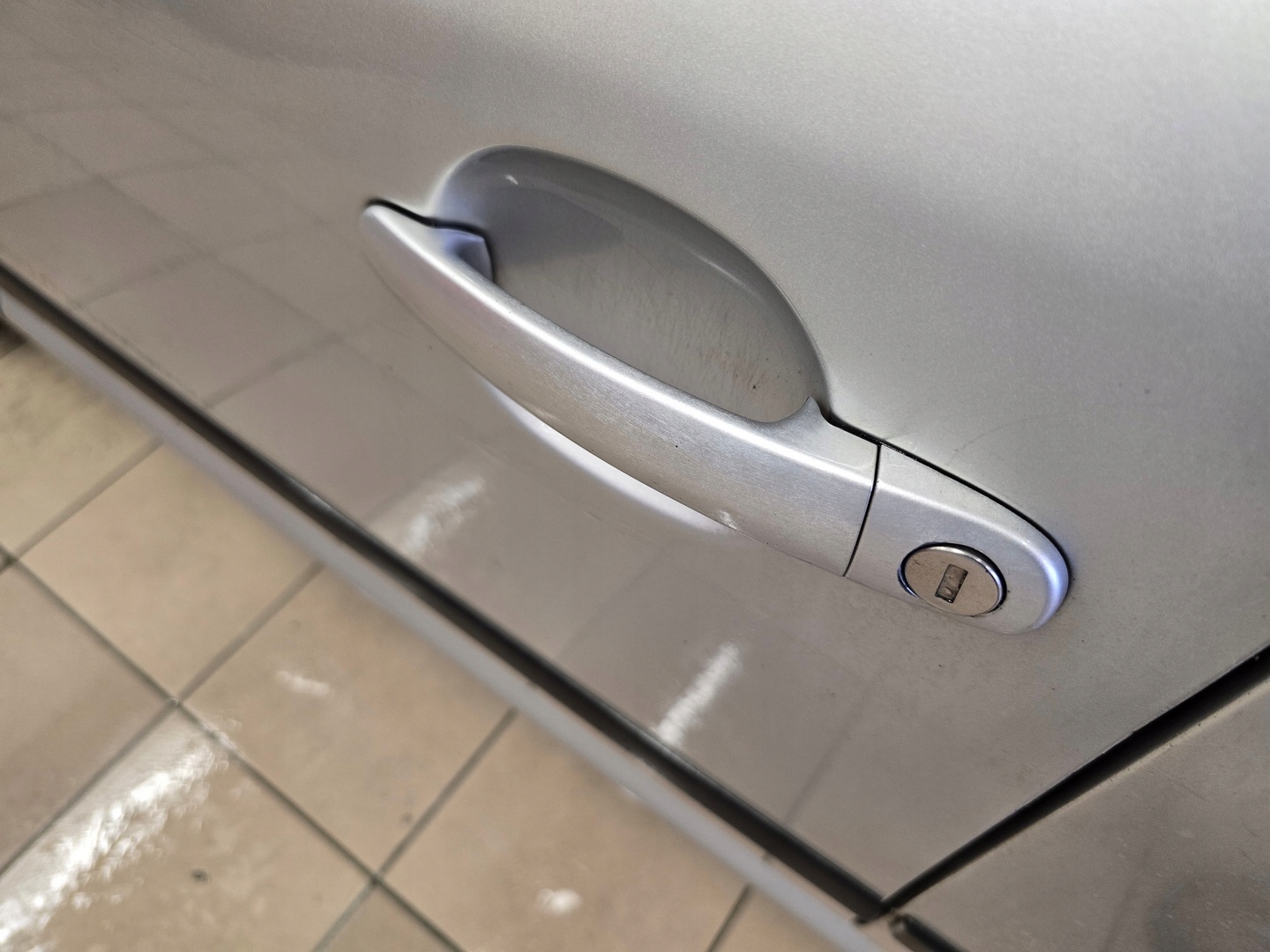 KLAMKA DRZWI PRZÓD TYŁ SKODA OCTAVIA 1 I FL LIFT 1996-2010 KOLOR 9102