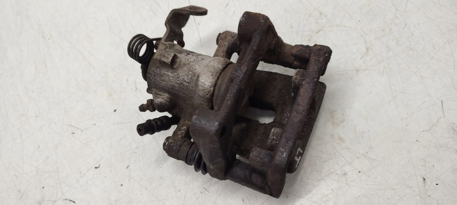 caliper rear part rear left Opel Meriva B