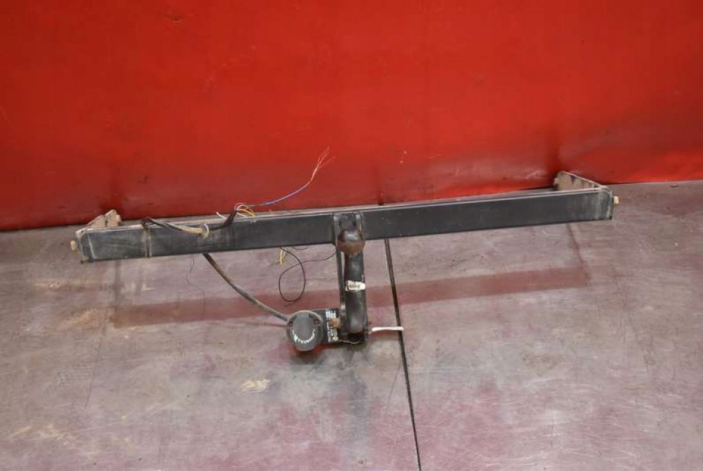 HAK HOLOWNICZY FORD FIESTA MK7 5D 08-17