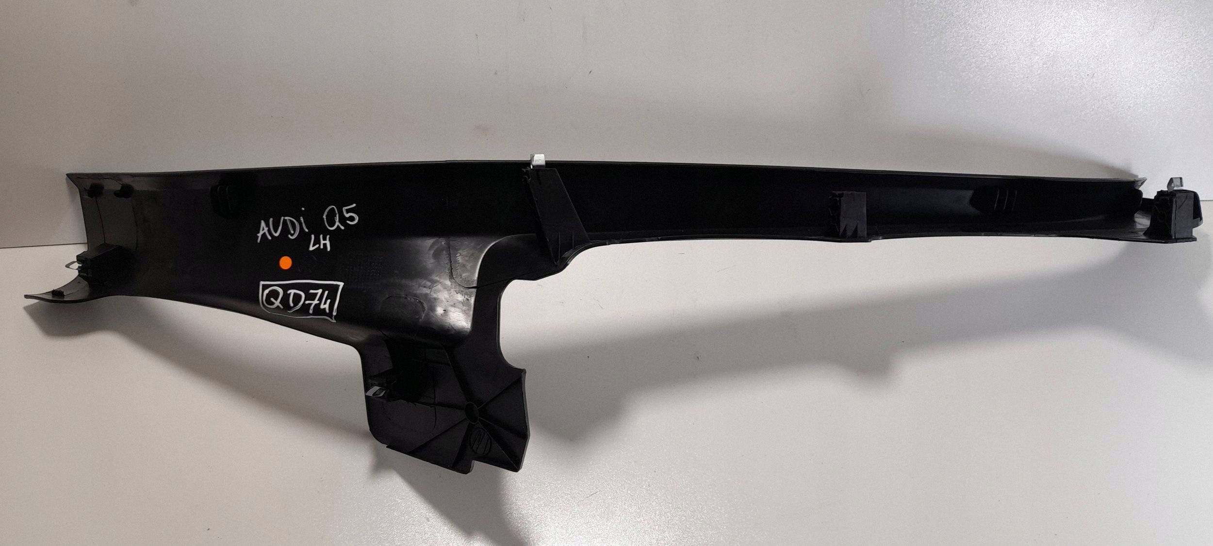Audi Q5 SQ5 FY cap threshold rear left 80A867767A (QD74)