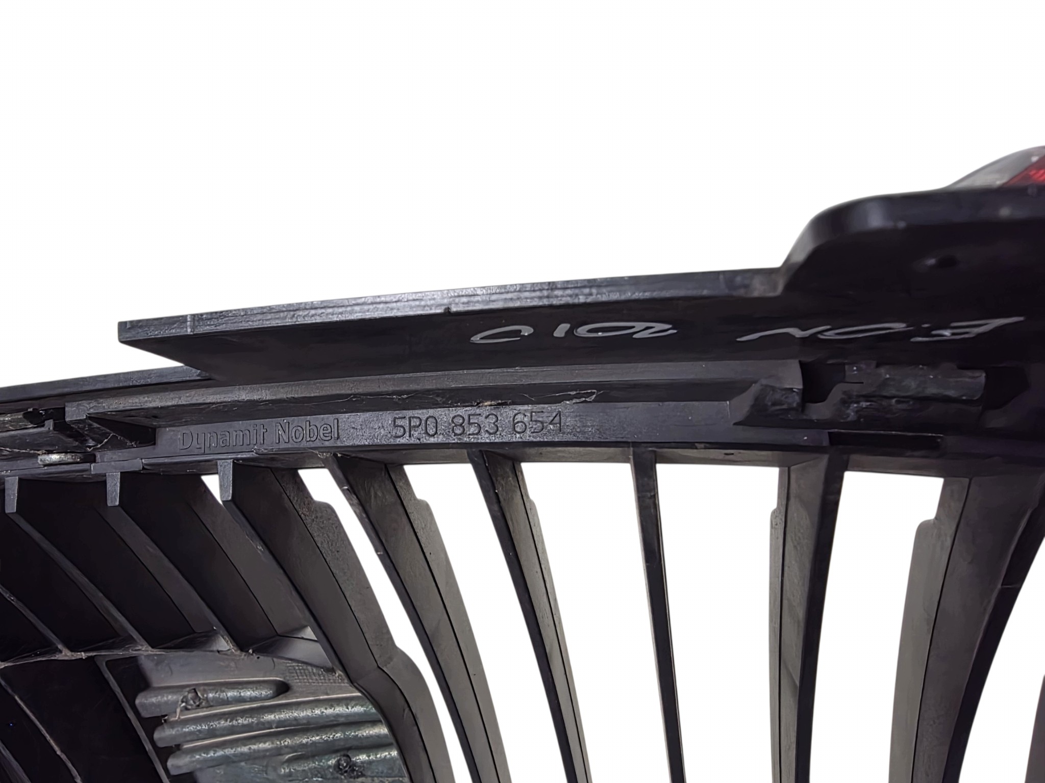 SEAT LEON 2 II 2010 grille complete CHROM original. 5P0853654