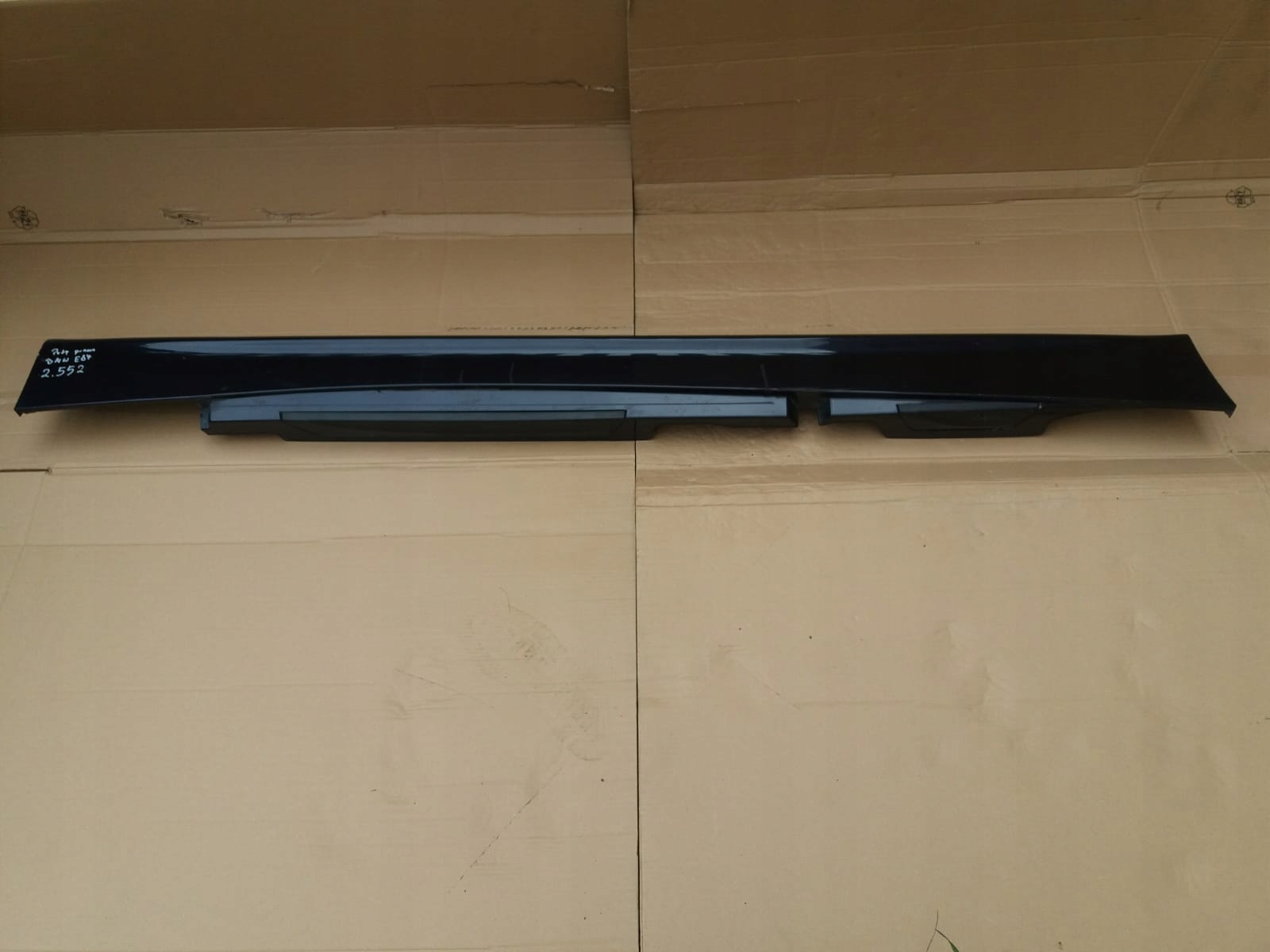 PROG PRAWY LISTWA PROGOWA BMW E87