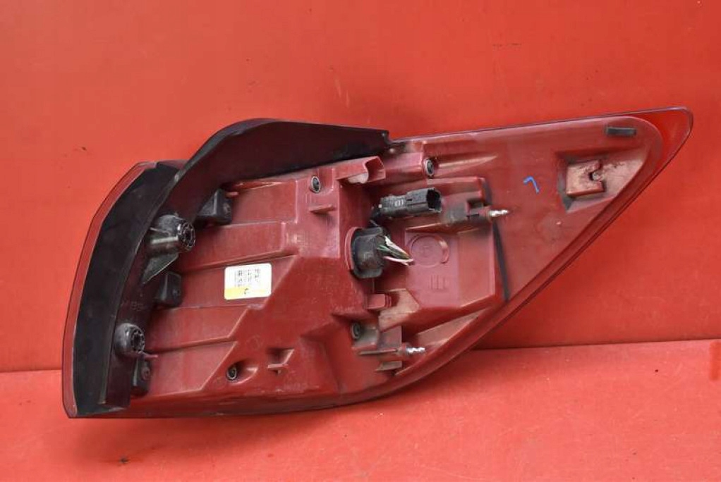 light left rear part rear 92401 3W0 KIA SPORTAGE 3 III 10-14