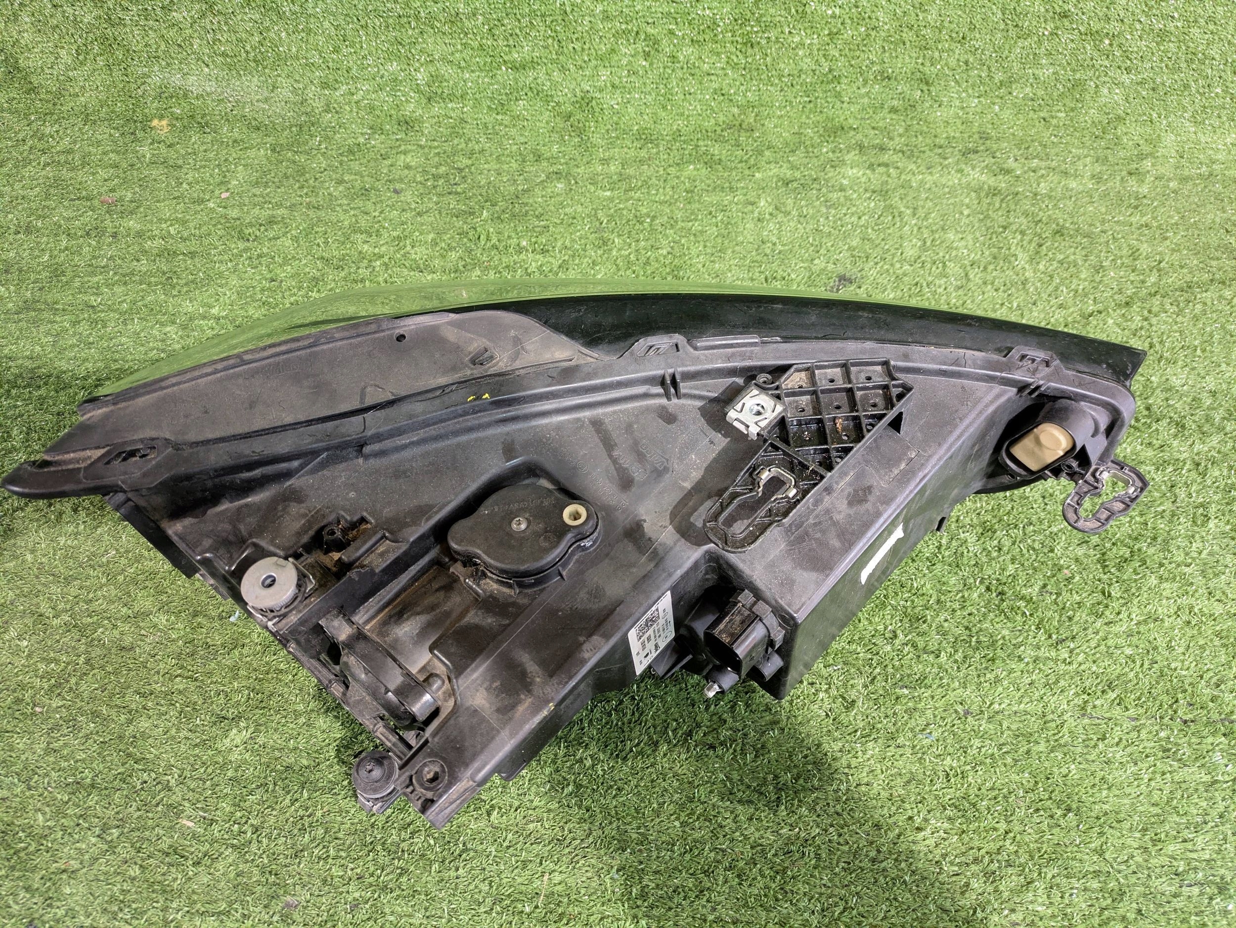 REFLEKTOR left front SEAT LEON IV CUPRA TARRACO FORMENTOR NR.1059