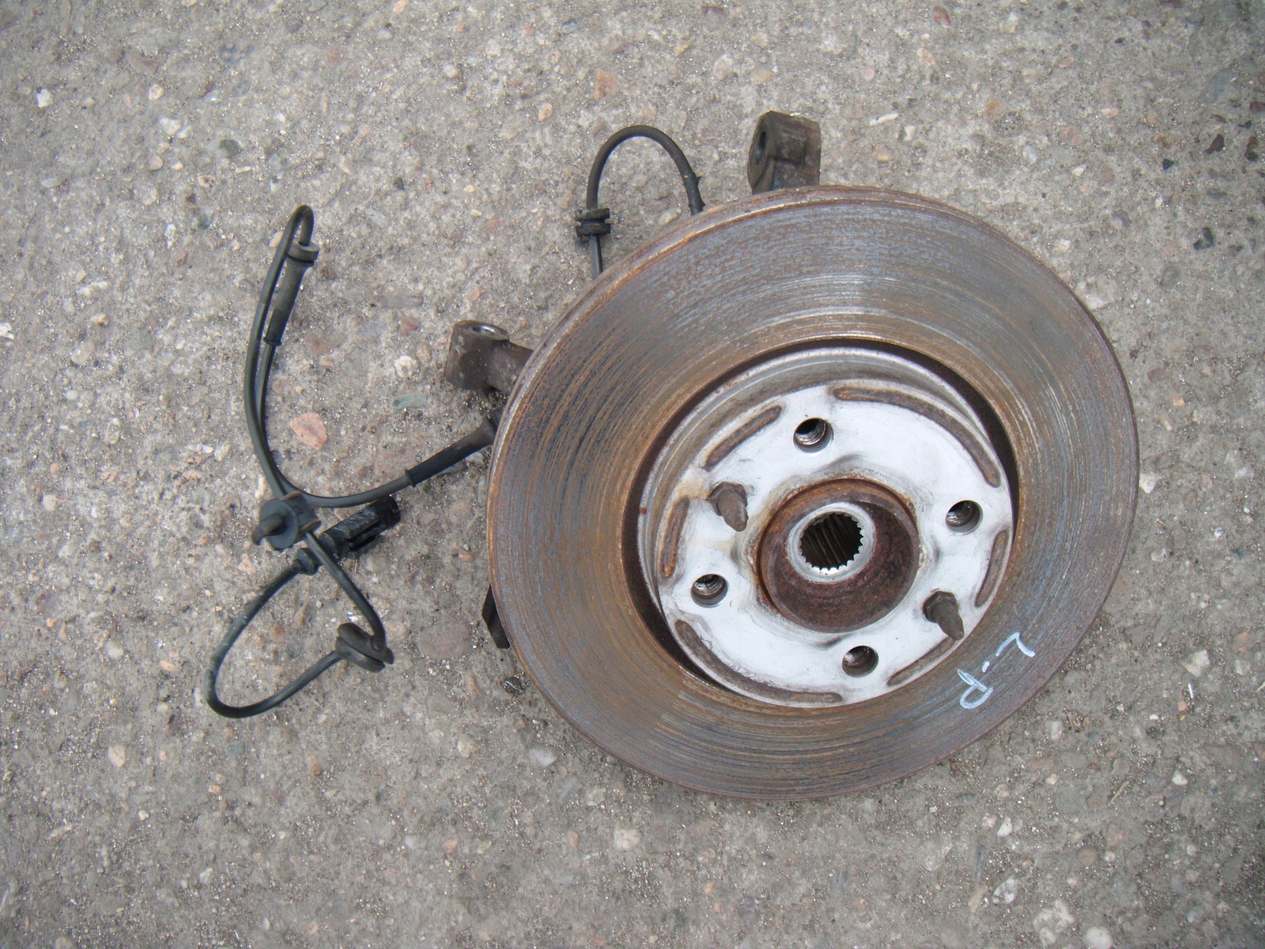 LANCIA MUSA 04-12 1.4 ZWROTNICA PIASTA LEWY PRZÓD