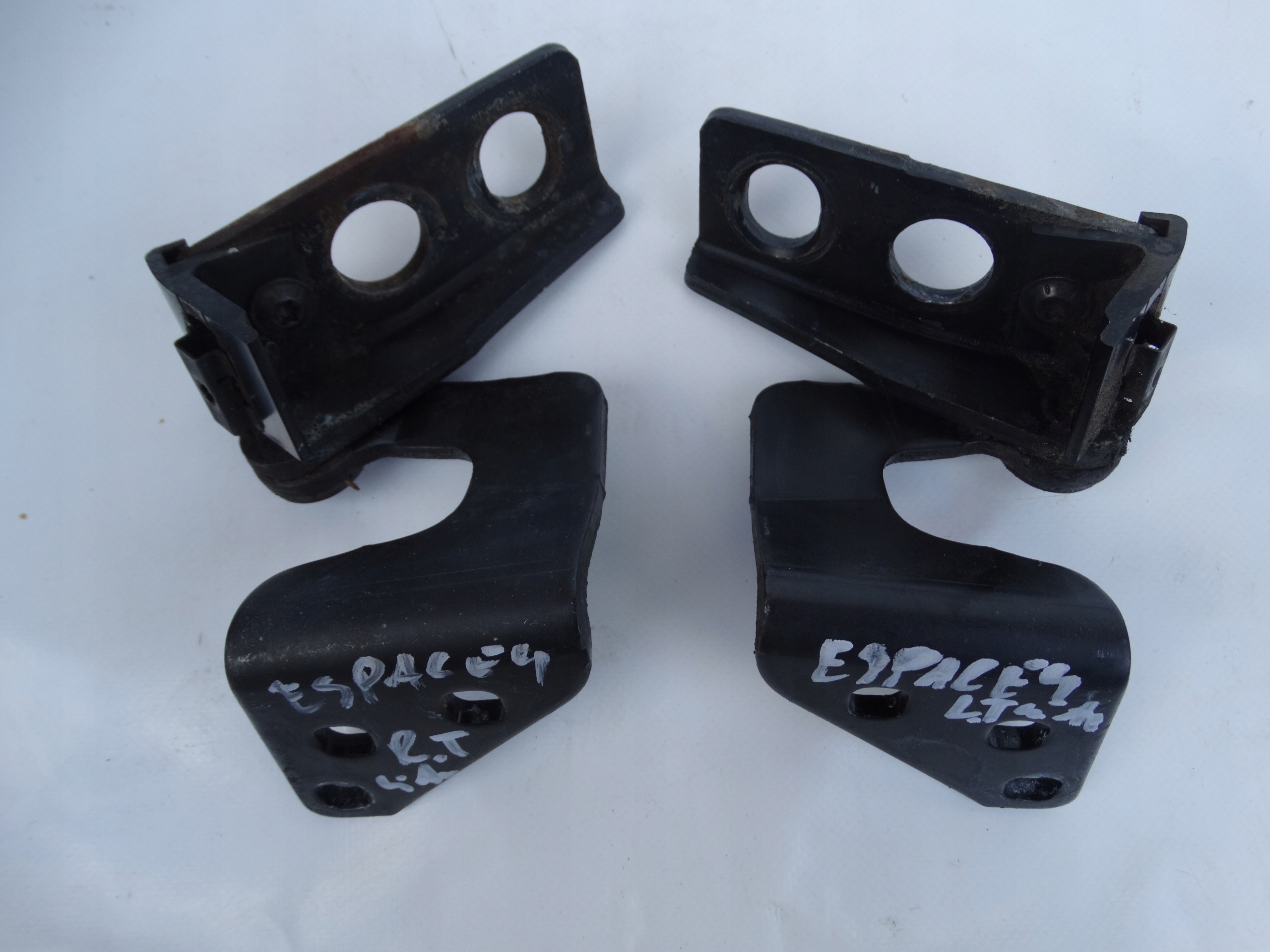 ZAWIAS KLAPY BAGAŻNIKA PRAWY RENAULT ESPACE IV