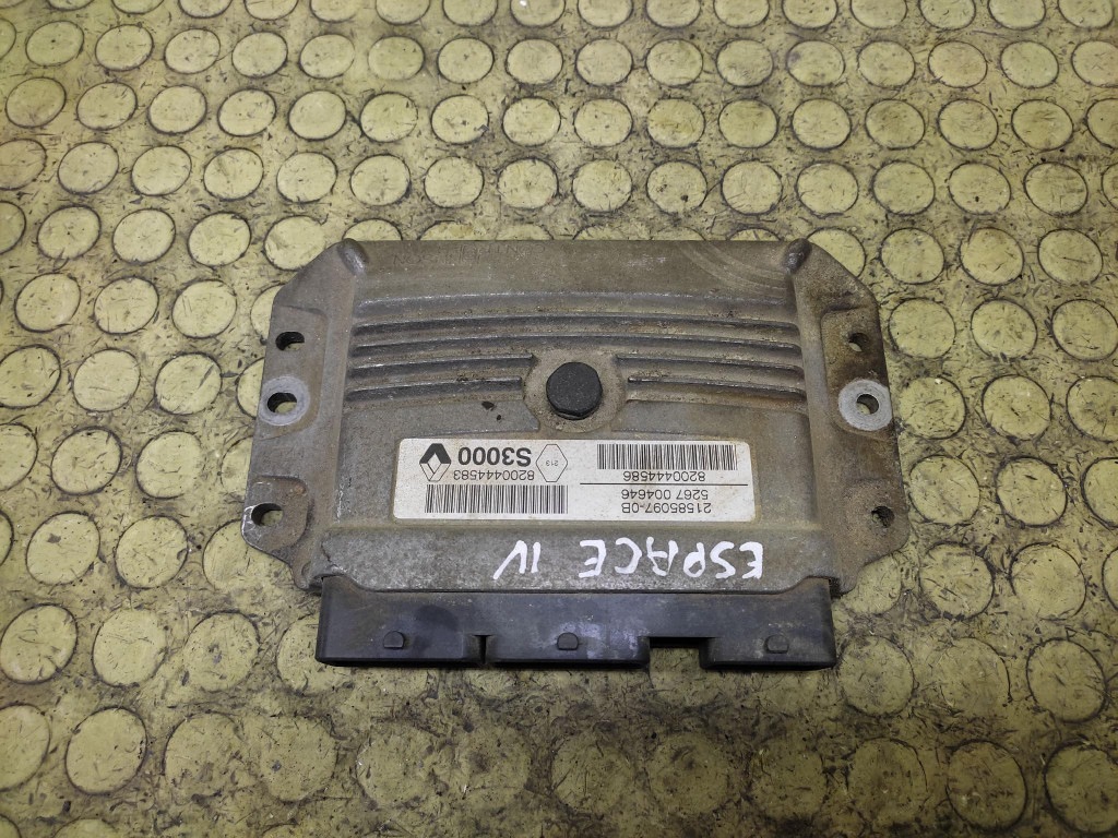 RENAULT ESPACE IV control unit of the engine 8200444583